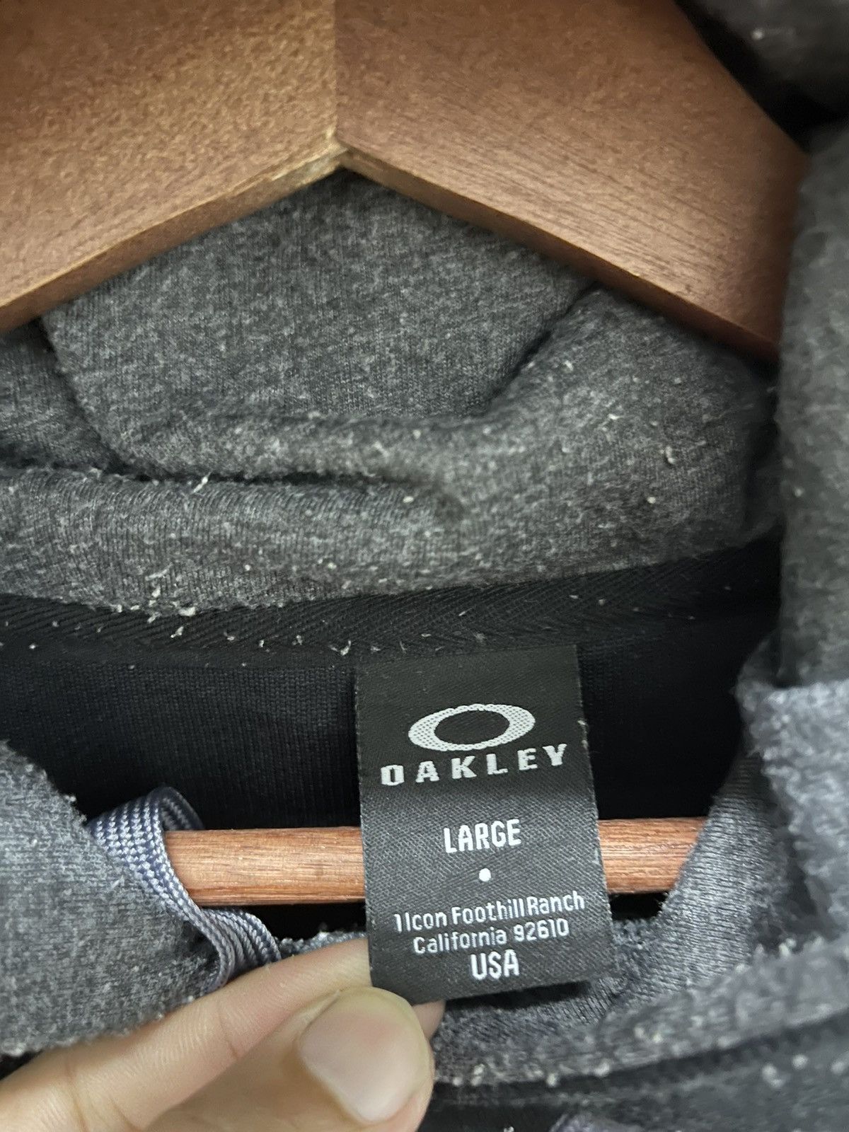 Oakley 90’s OAKLAY Outdoor Tech Hoodies Sweatshirt Size US M / EU 48-50 / 2 - 2 Thumbnail