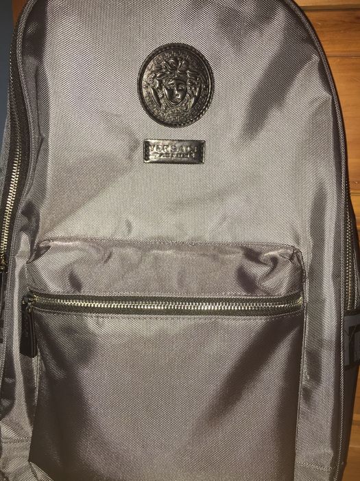 Versace parfums backpack outlet fake