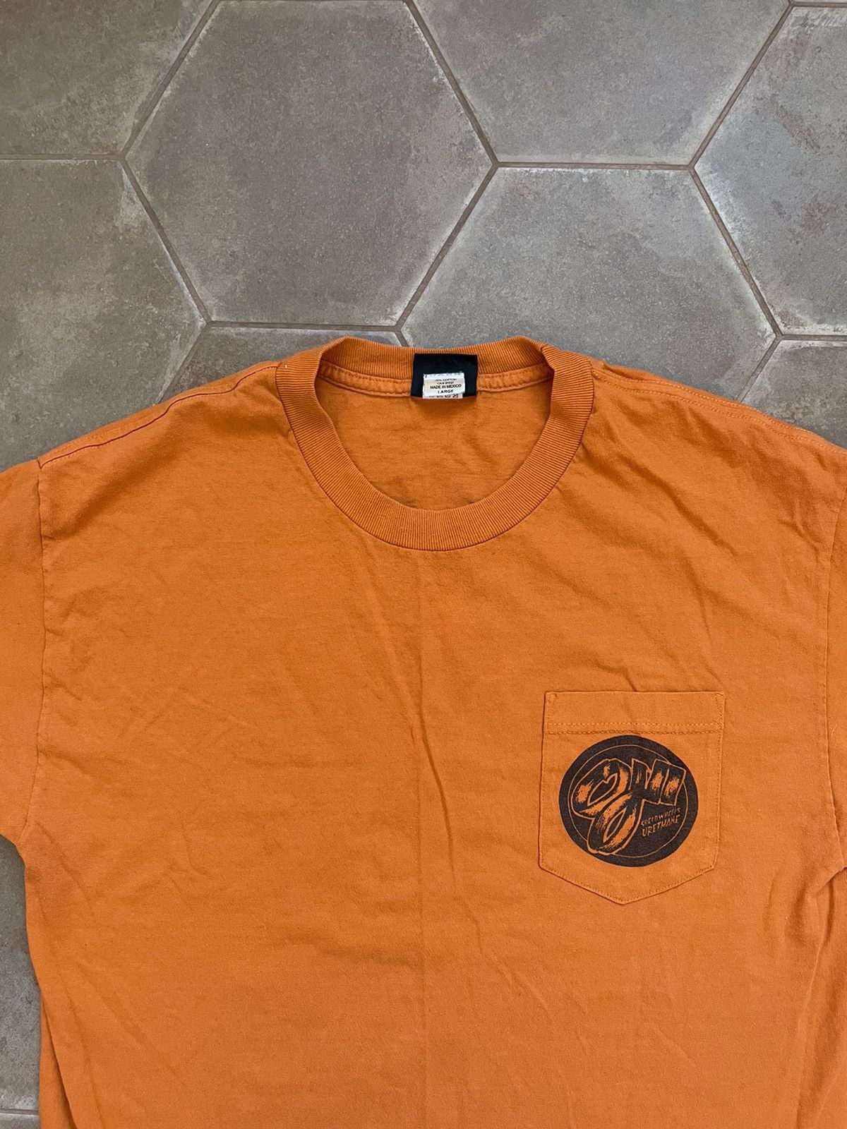 Santa Cruz Skateboards VINTAGE SANTA CRUZ OJII OJ2 JIM PHILLIPS SHIRT SKATEBOARD Size US L / EU 52-54 / 3 - 3 Thumbnail