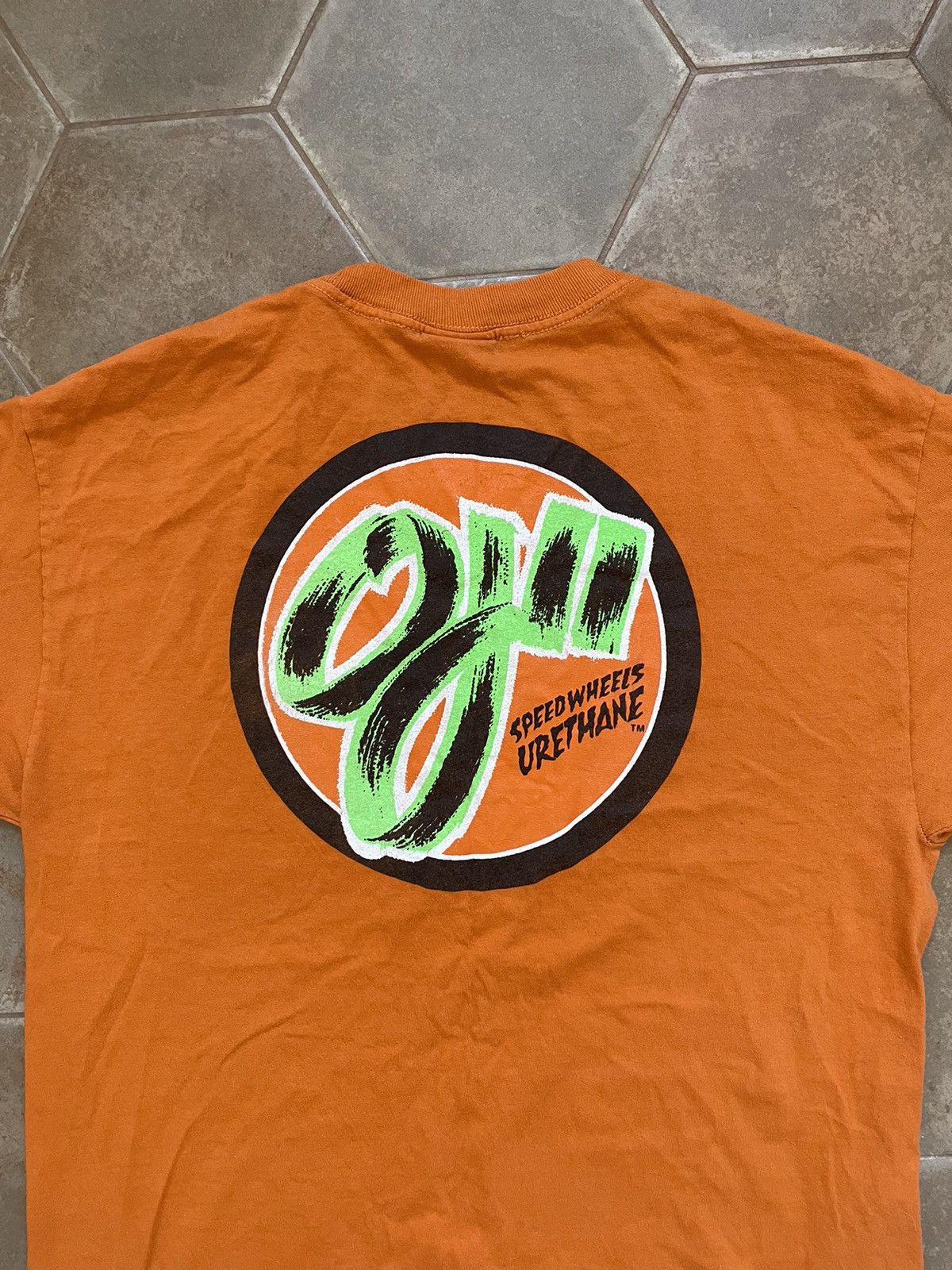 Santa Cruz Skateboards VINTAGE SANTA CRUZ OJII OJ2 JIM PHILLIPS SHIRT SKATEBOARD Size US L / EU 52-54 / 3 - 1 Thumbnail