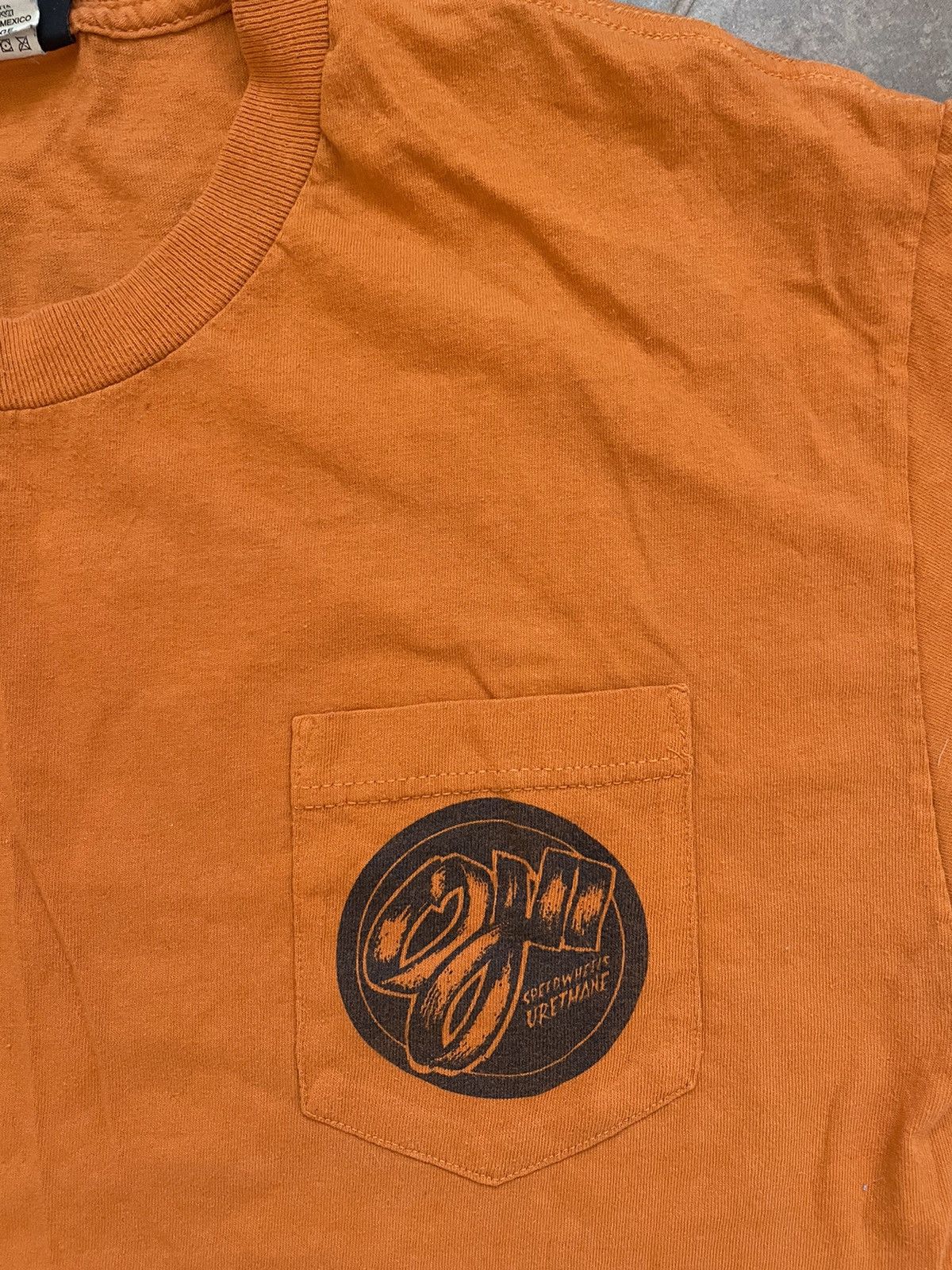 Santa Cruz Skateboards VINTAGE SANTA CRUZ OJII OJ2 JIM PHILLIPS SHIRT SKATEBOARD Size US L / EU 52-54 / 3 - 5 Thumbnail