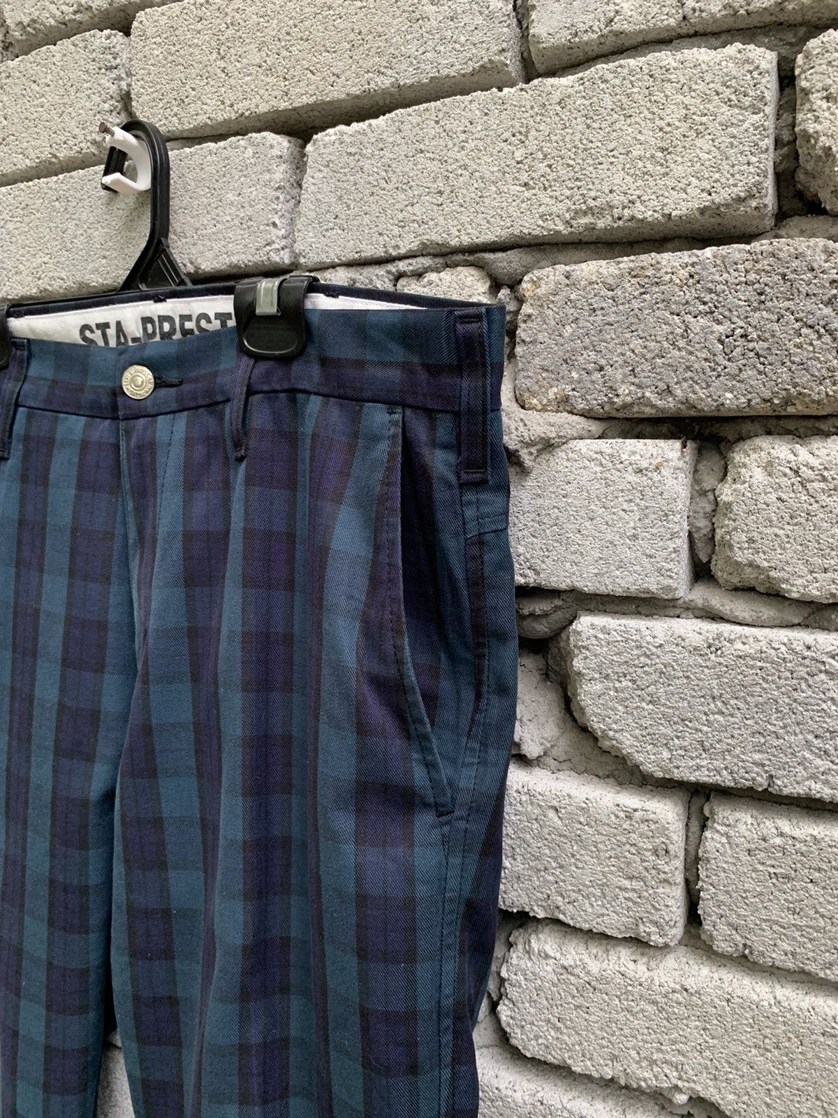 Levi's Vintage Clothing Levis STA-PREST Plaid 3 Quarter Cropped Pants Size US 31 - 10 Thumbnail
