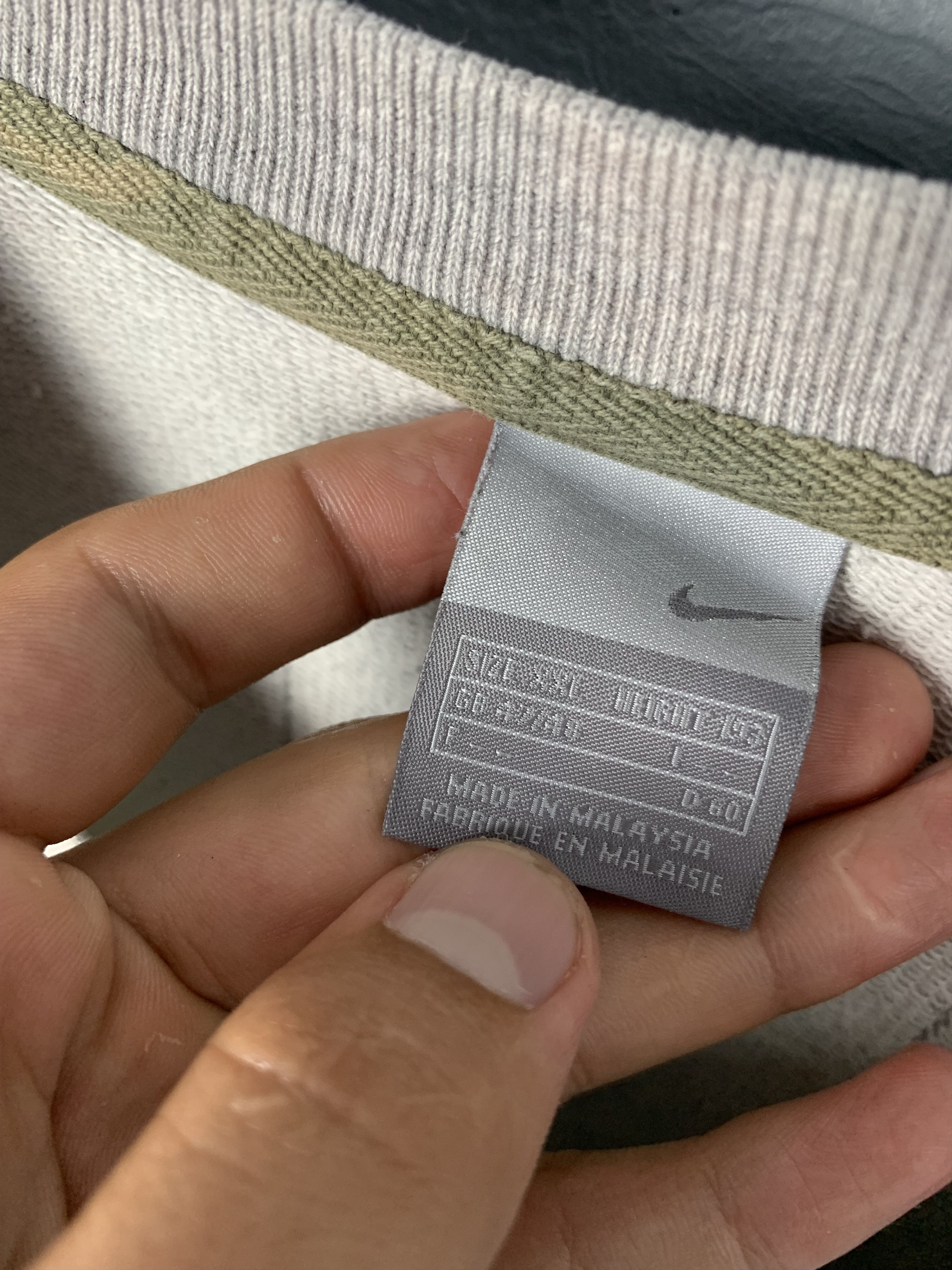 Nike Nike Vintage Faded Mens Sweatshirt Big Logo Y2K Size US XXL / EU 58 / 5 - 9 Thumbnail