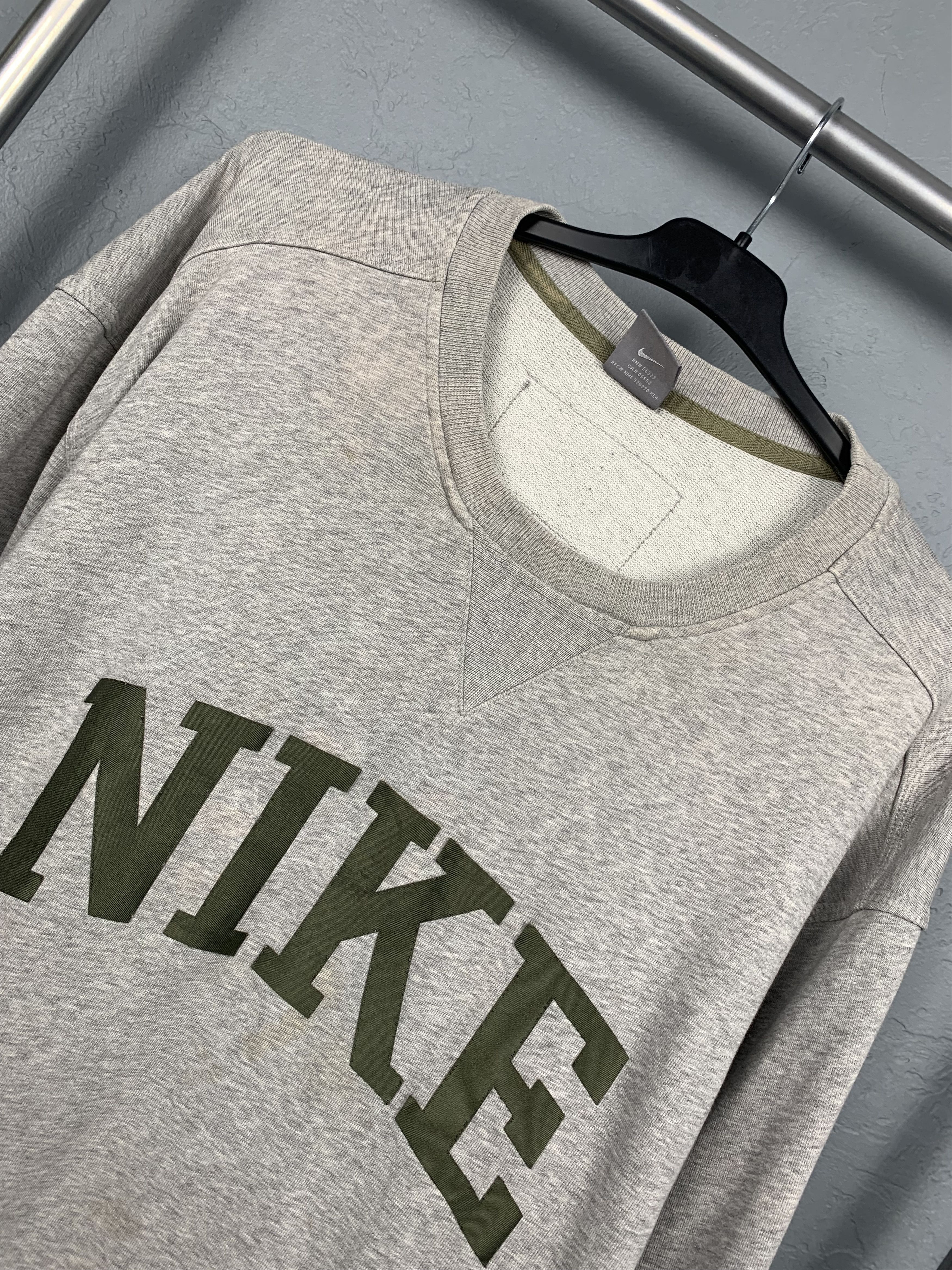 Nike Nike Vintage Faded Mens Sweatshirt Big Logo Y2K Size US XXL / EU 58 / 5 - 2 Thumbnail