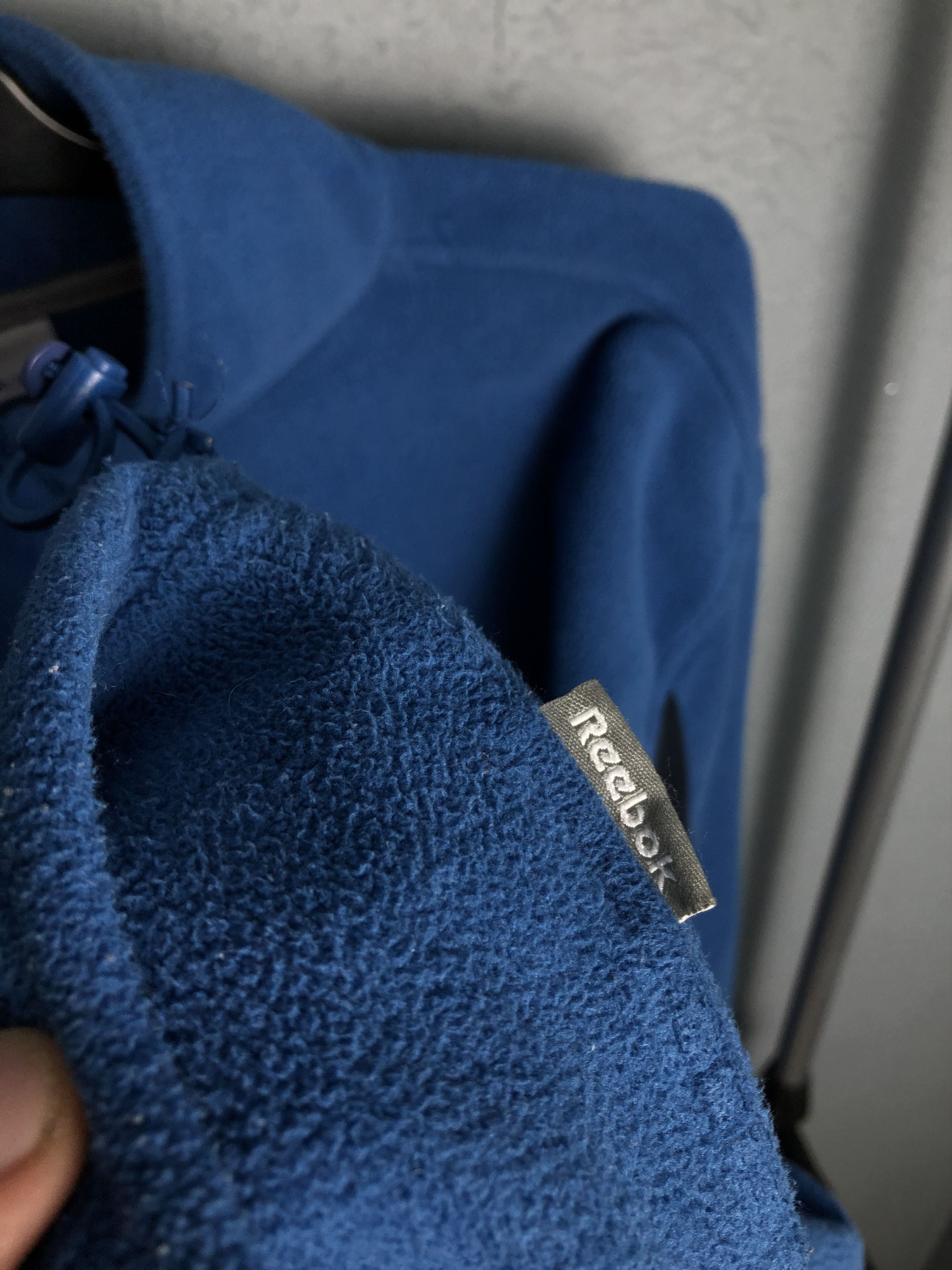 Reebok Vintage Reebok Big Logo Fleece Jacket Size US XL / EU 56 / 4 - 4 Thumbnail
