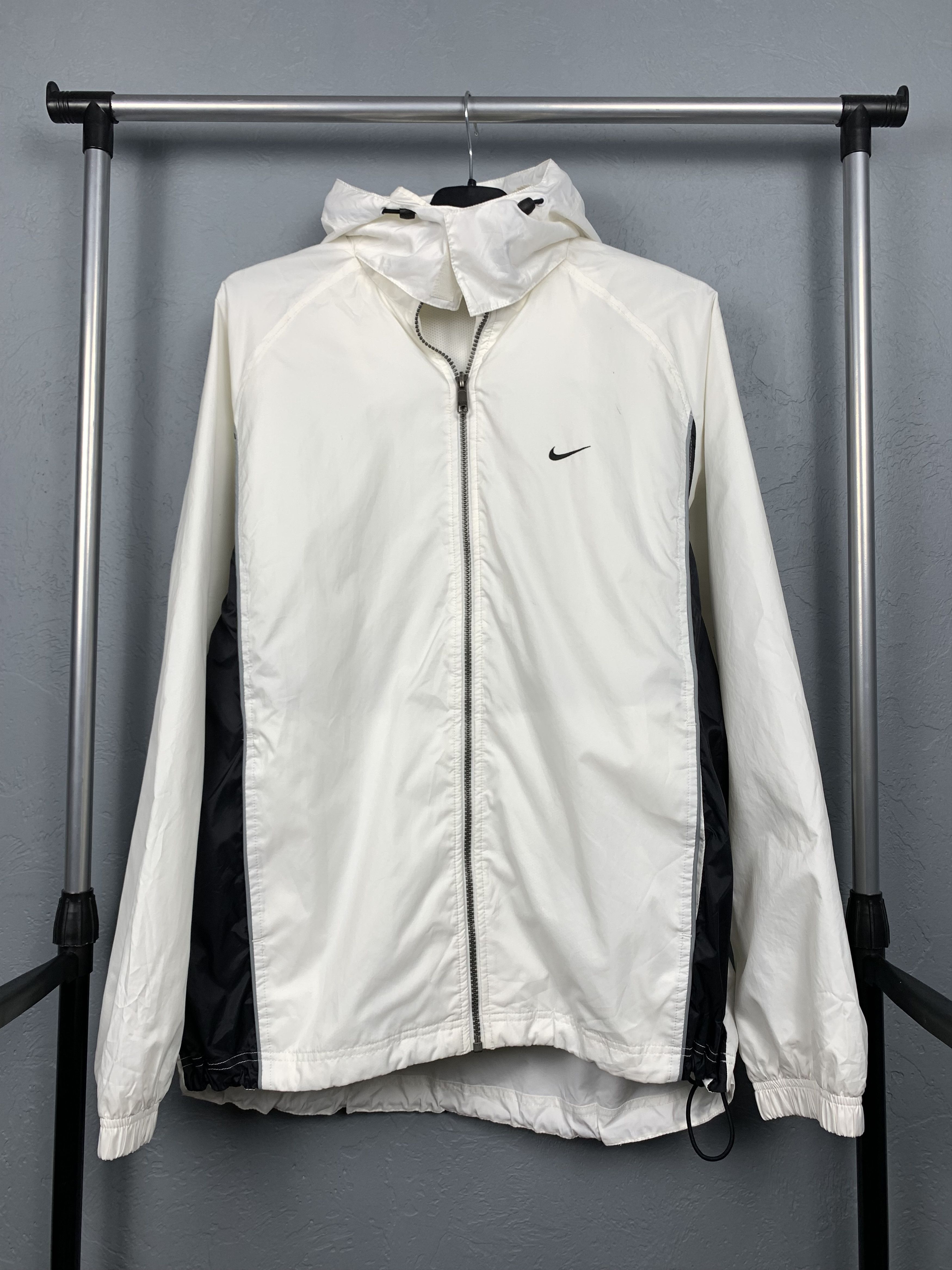 Nike Nike Vintage Windbreaker Jacket Swoosh Y2K Drill Size US L / EU 52-54 / 3 - 6 Thumbnail