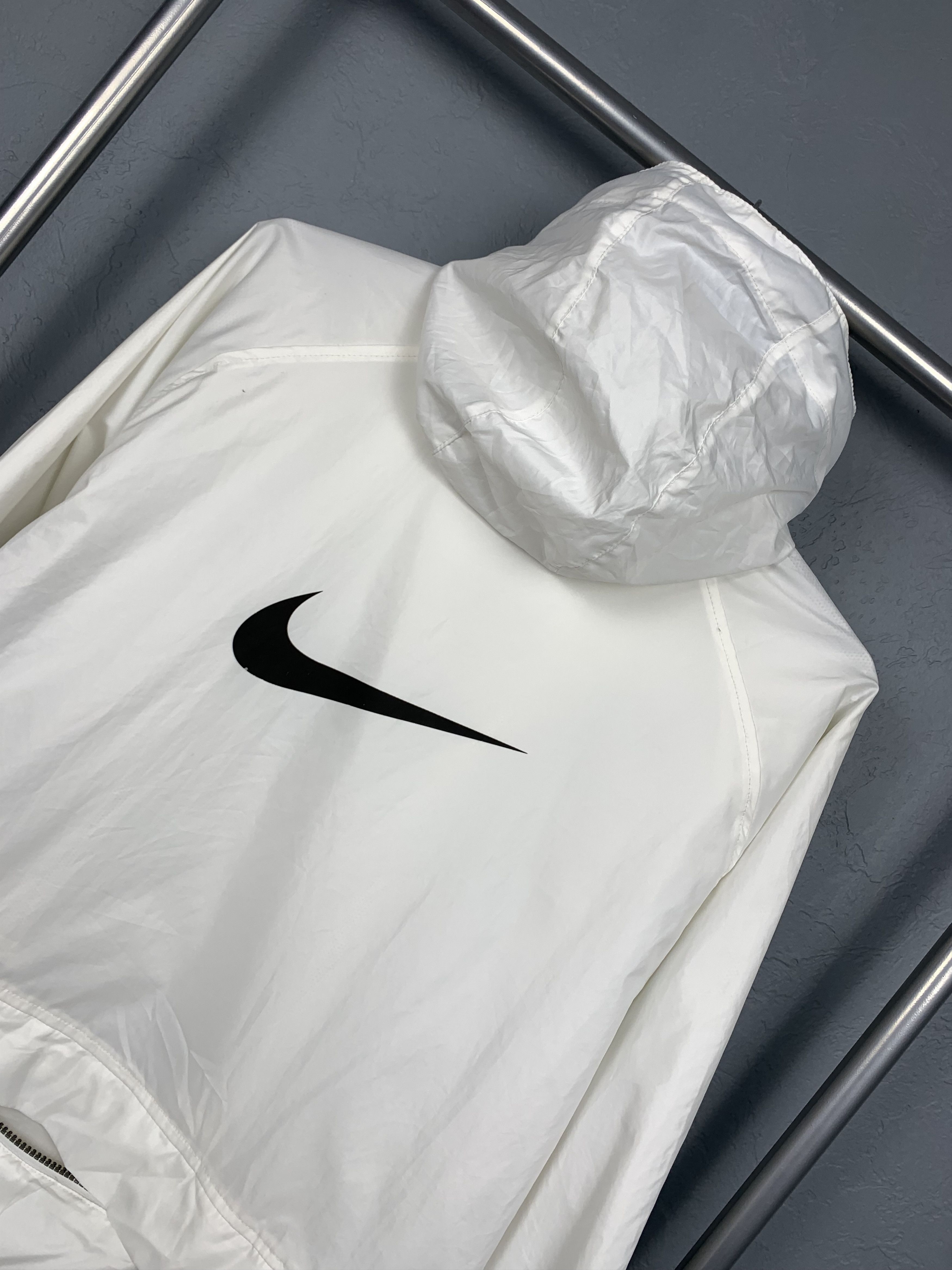 Nike Nike Vintage Windbreaker Jacket Swoosh Y2K Drill Size US L / EU 52-54 / 3 - 2 Thumbnail