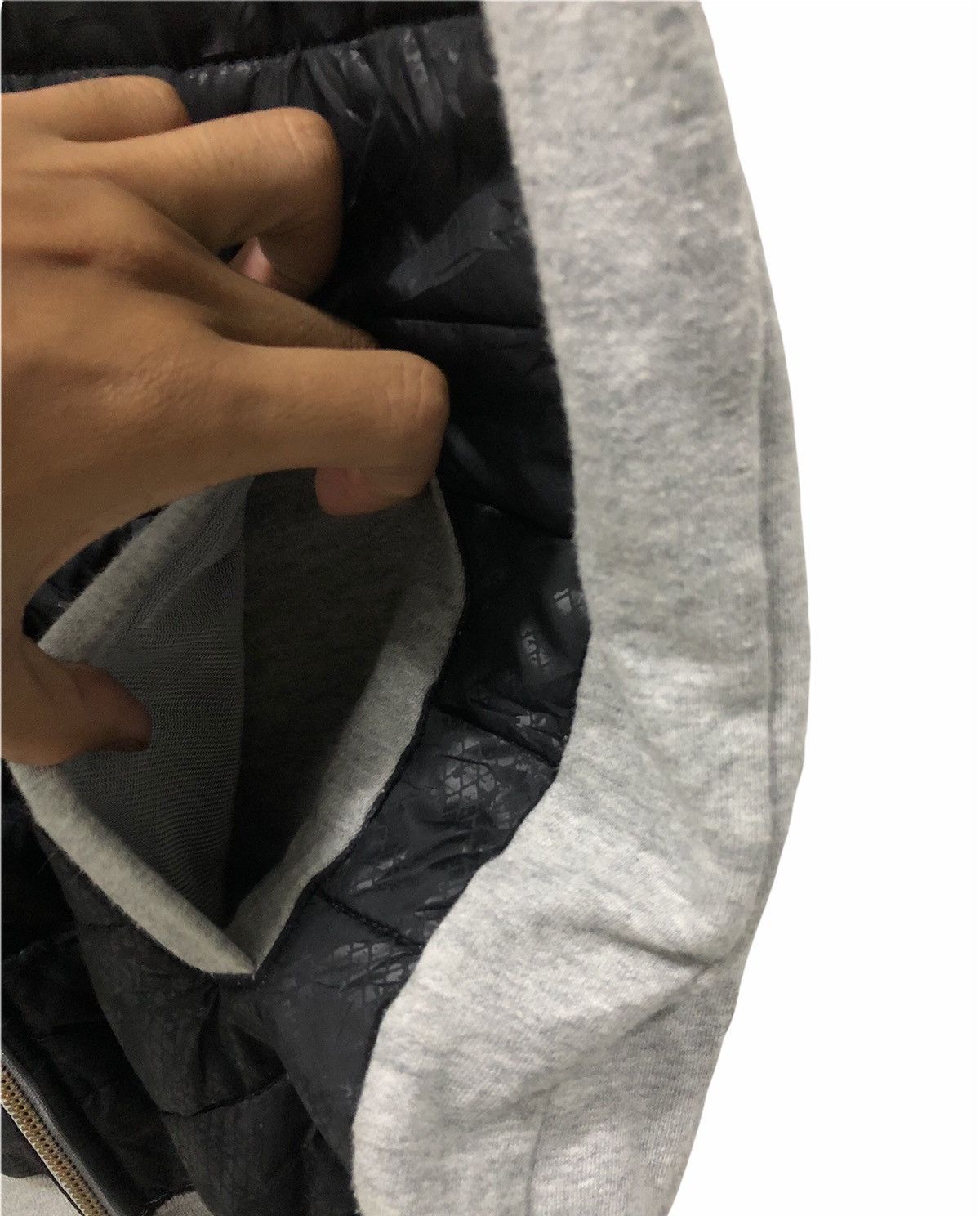 Champion Champion Athletic Zip-Up Hoodie Gray & Black Japan Edition Size US M / EU 48-50 / 2 - 7 Thumbnail