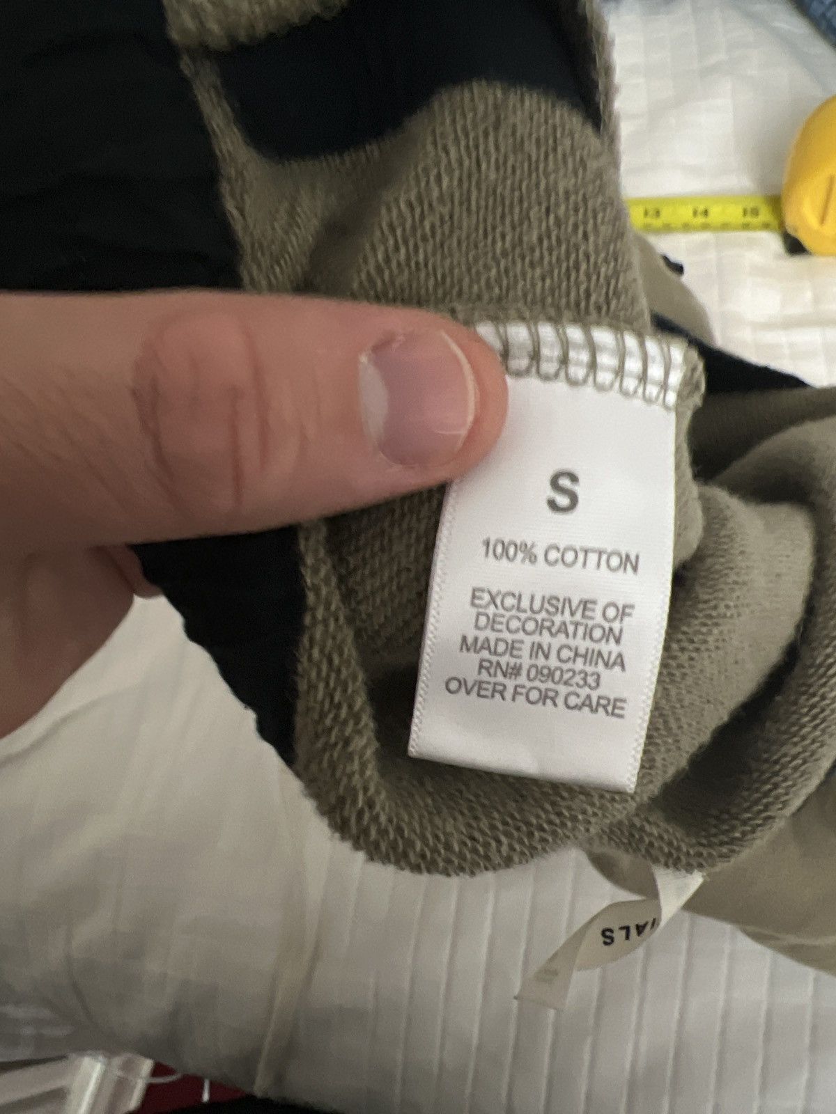 Fear of God FOG Essentials Shorts Size US 38 / EU 54 - 3 Thumbnail