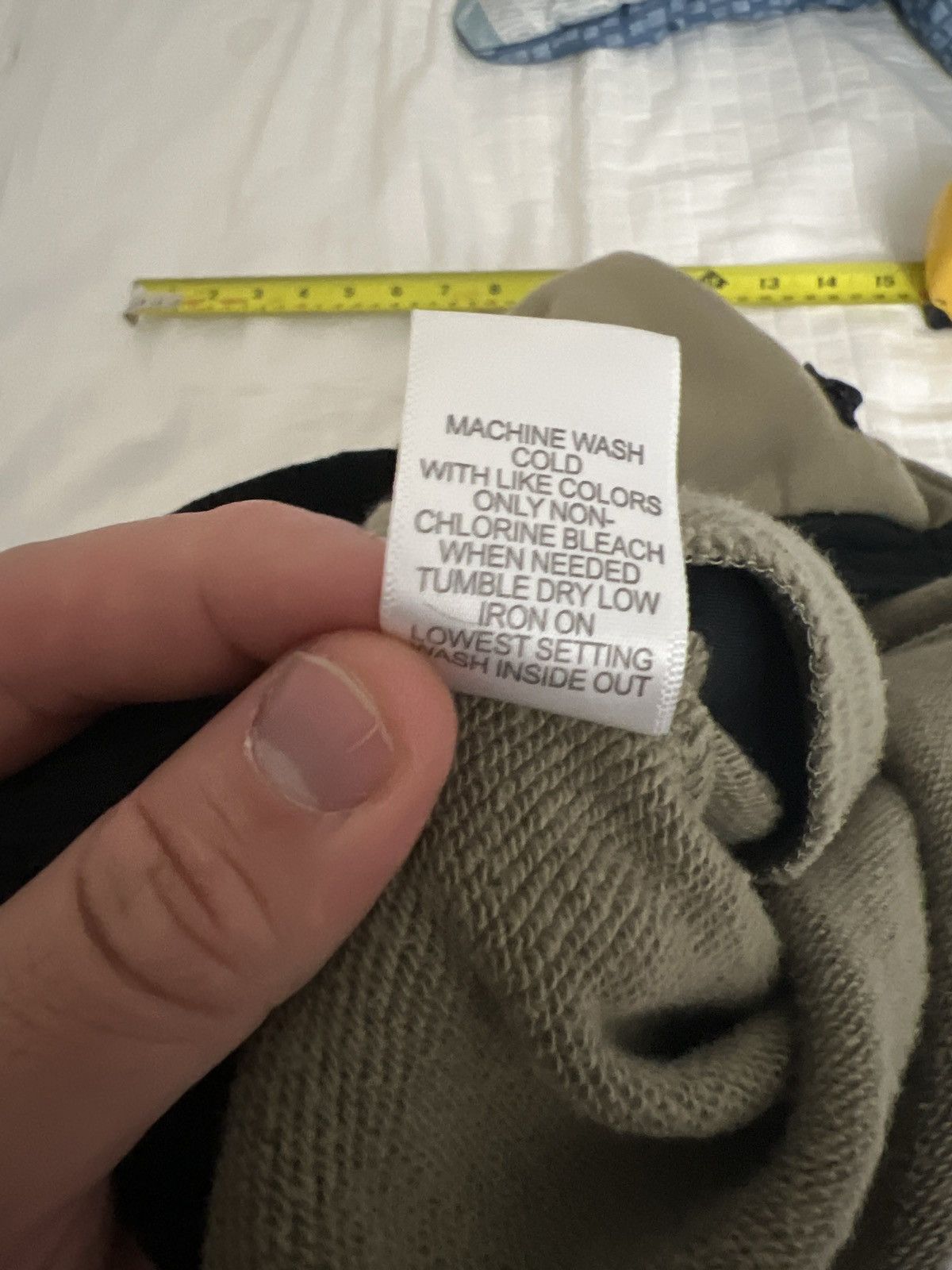 Fear of God FOG Essentials Shorts Size US 38 / EU 54 - 4 Thumbnail