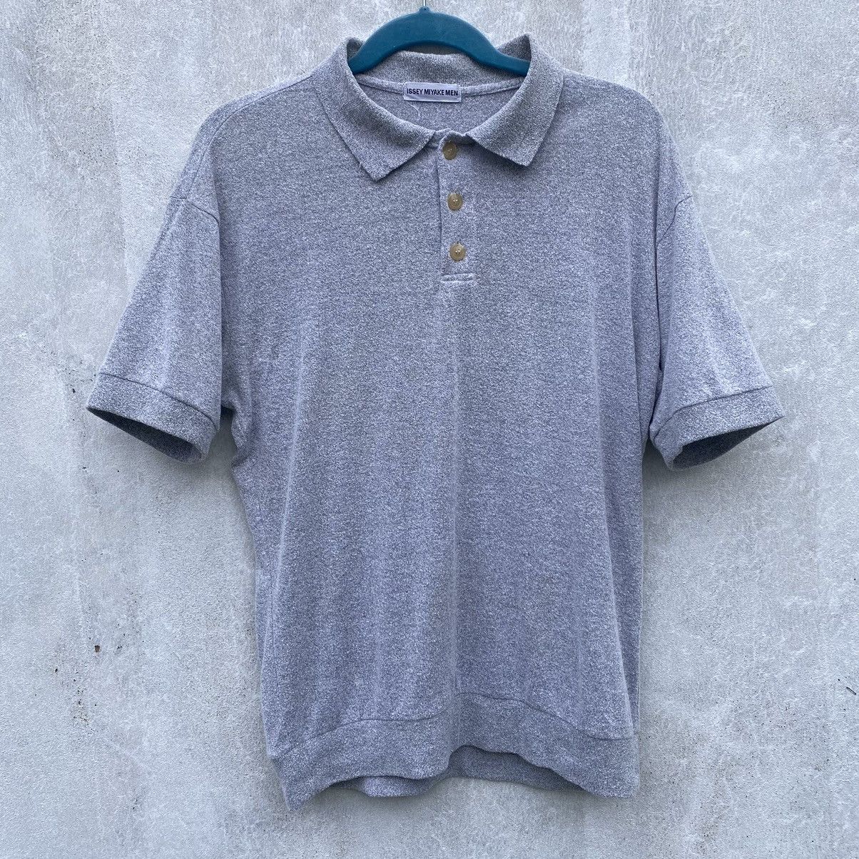 Minimalist 💥 Issey Miyake Daily Tee