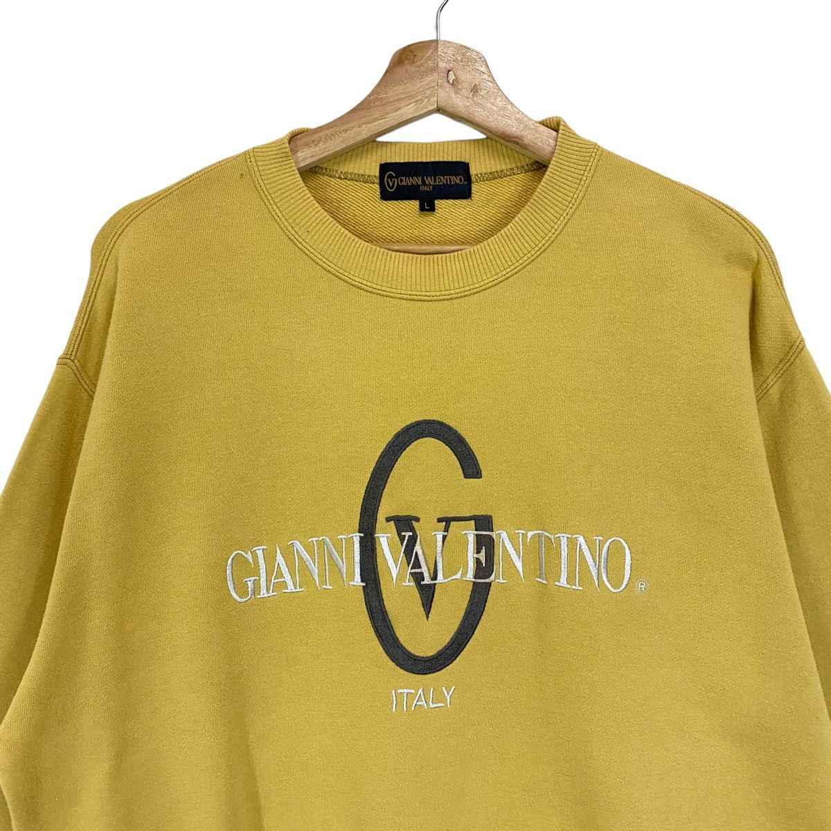 Gianni Valentino × Valentino × Vintage Vintage 90’s Gianni Valentino Crewneck Sweatshirt Size M Size US M / EU 48-50 / 2 - 4 Thumbnail