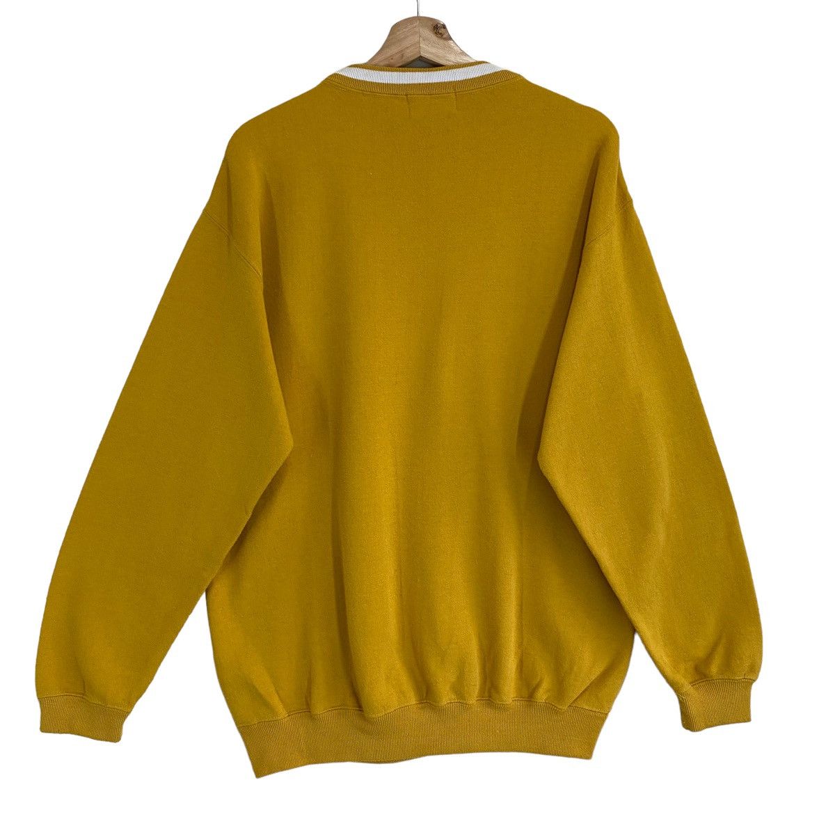 Guess Vintage 90s Guess Club Crewneck Sweatshirt Size L Size US L / EU 52-54 / 3 - 8 Thumbnail
