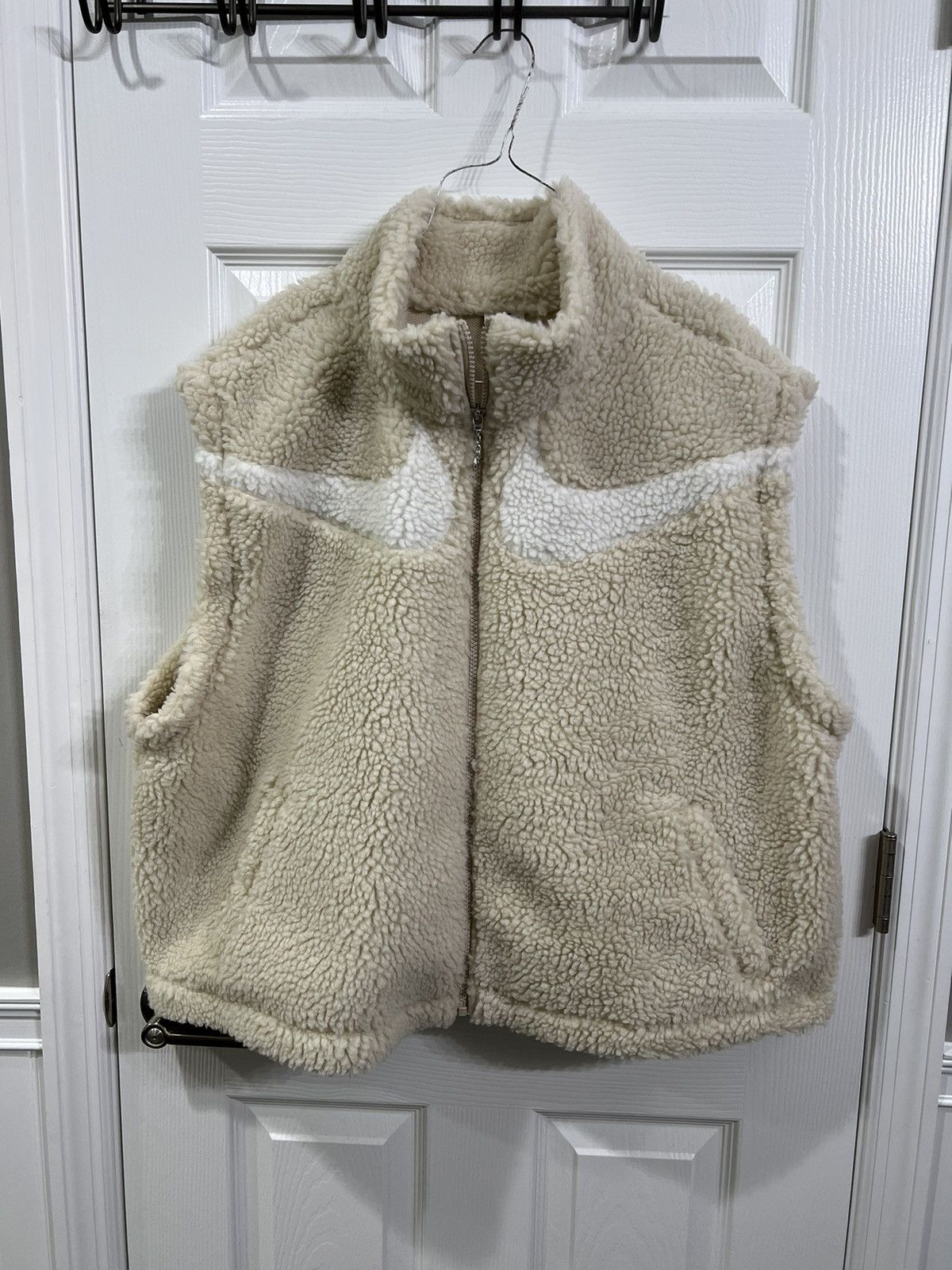 Nike Nike Sportswear swoosh Fleece sherpa vest jacket Size US XXL / EU 58 / 5 - 1 Thumbnail