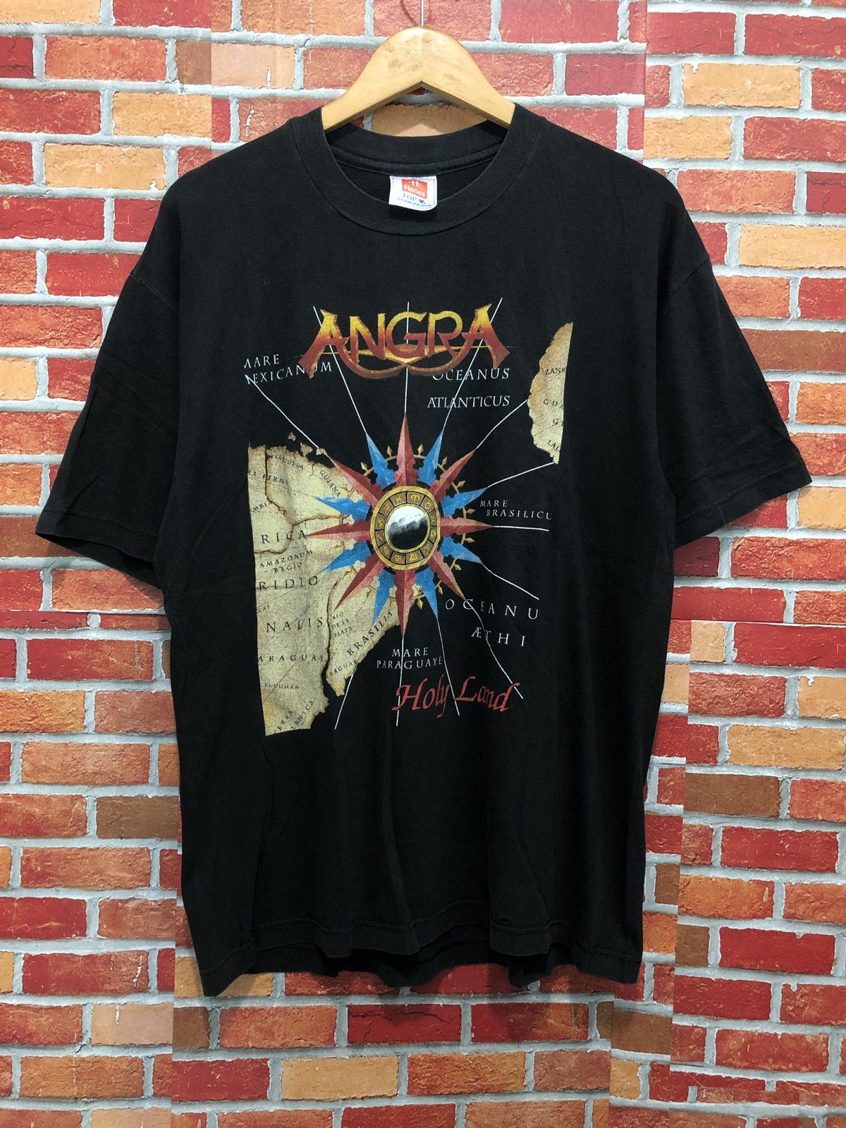 Band Tees Vintage Angra Holy Land T-Shirt Size US L / EU 52-54 / 3 - 1 Thumbnail