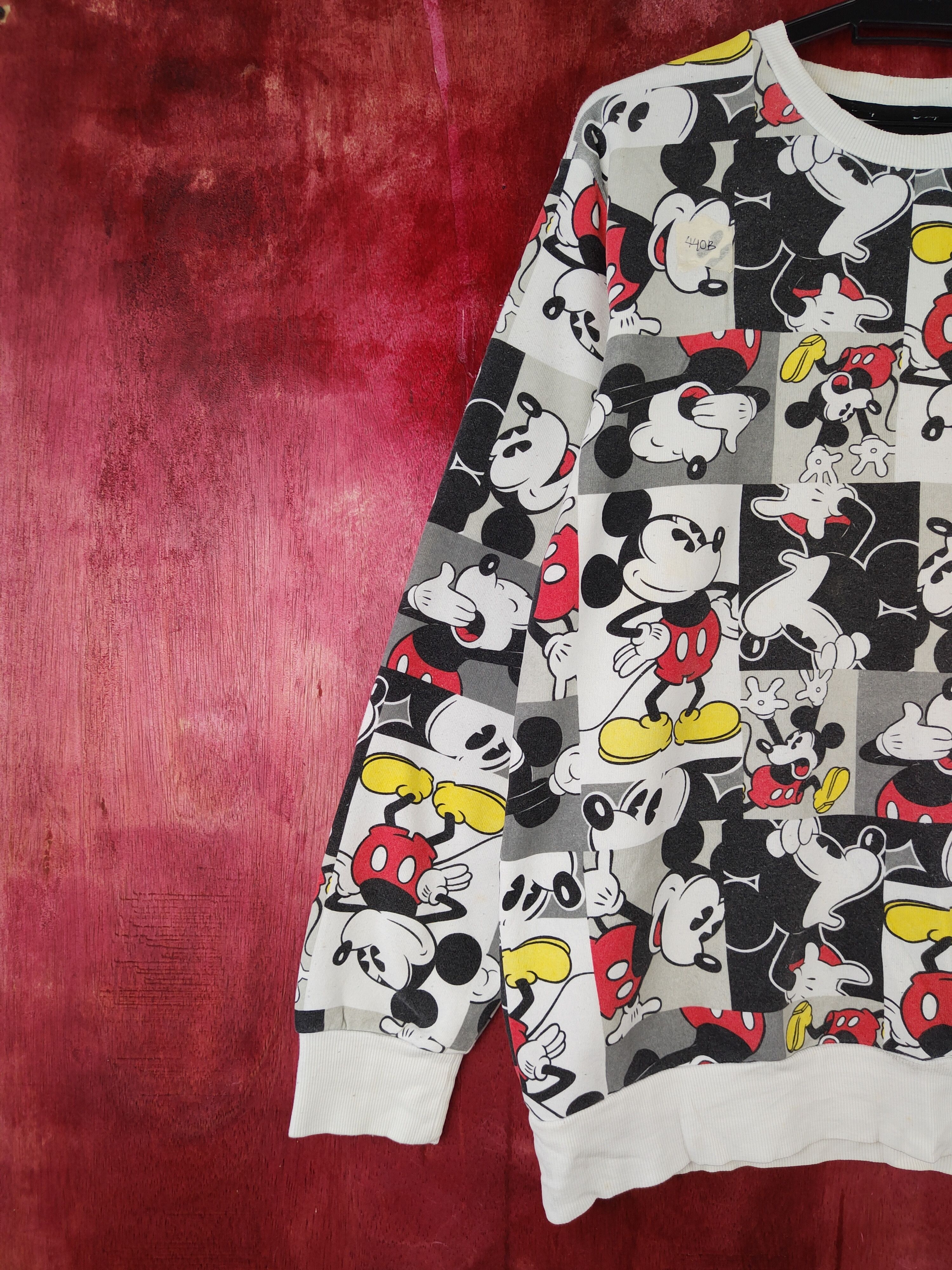 Disney Disney White/Black Mickey Mouse Sweatshirt #440B Size US L / EU 52-54 / 3 - 3 Thumbnail