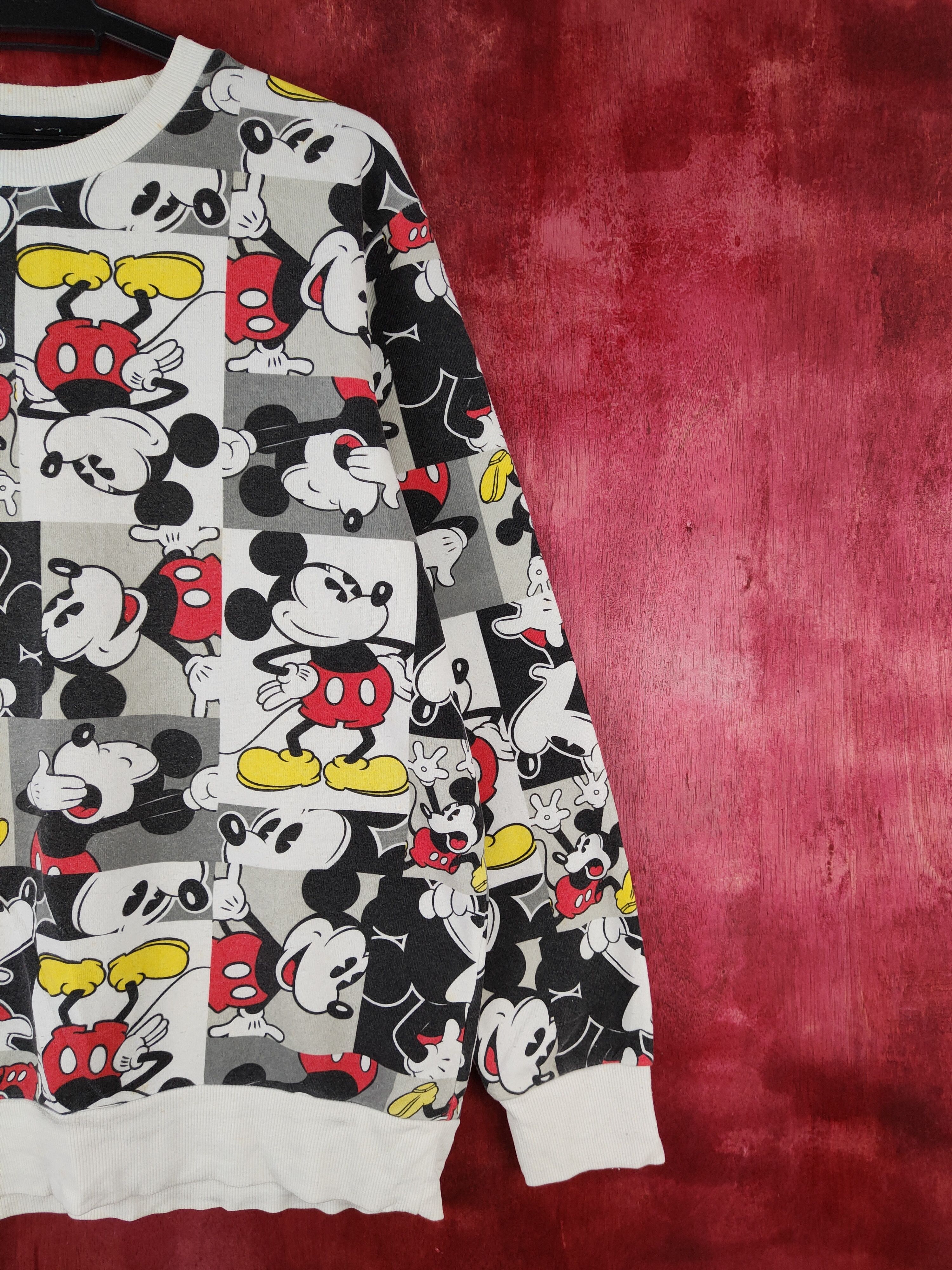 Disney Disney White/Black Mickey Mouse Sweatshirt #440B Size US L / EU 52-54 / 3 - 5 Thumbnail