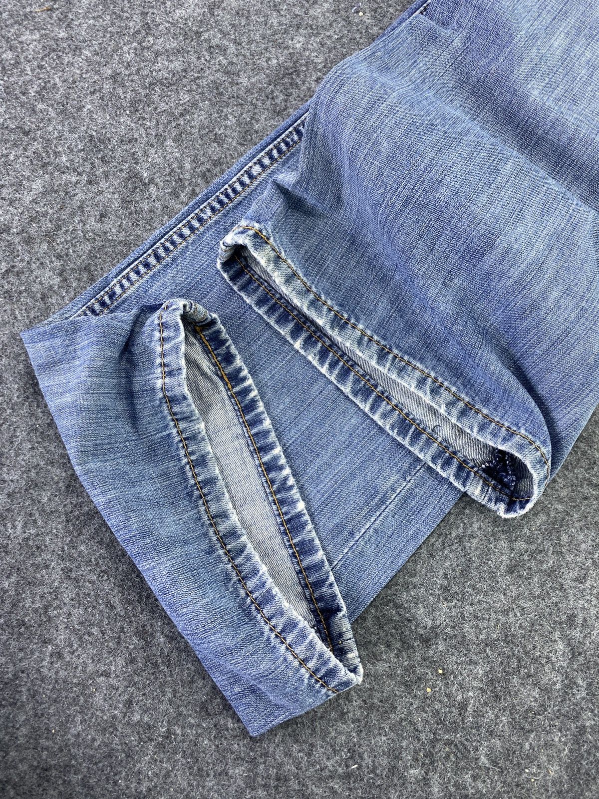 Jean Vintage Levi's 527 Distressed Blue wash Jeans - J554 Size US 35 - 7 Thumbnail