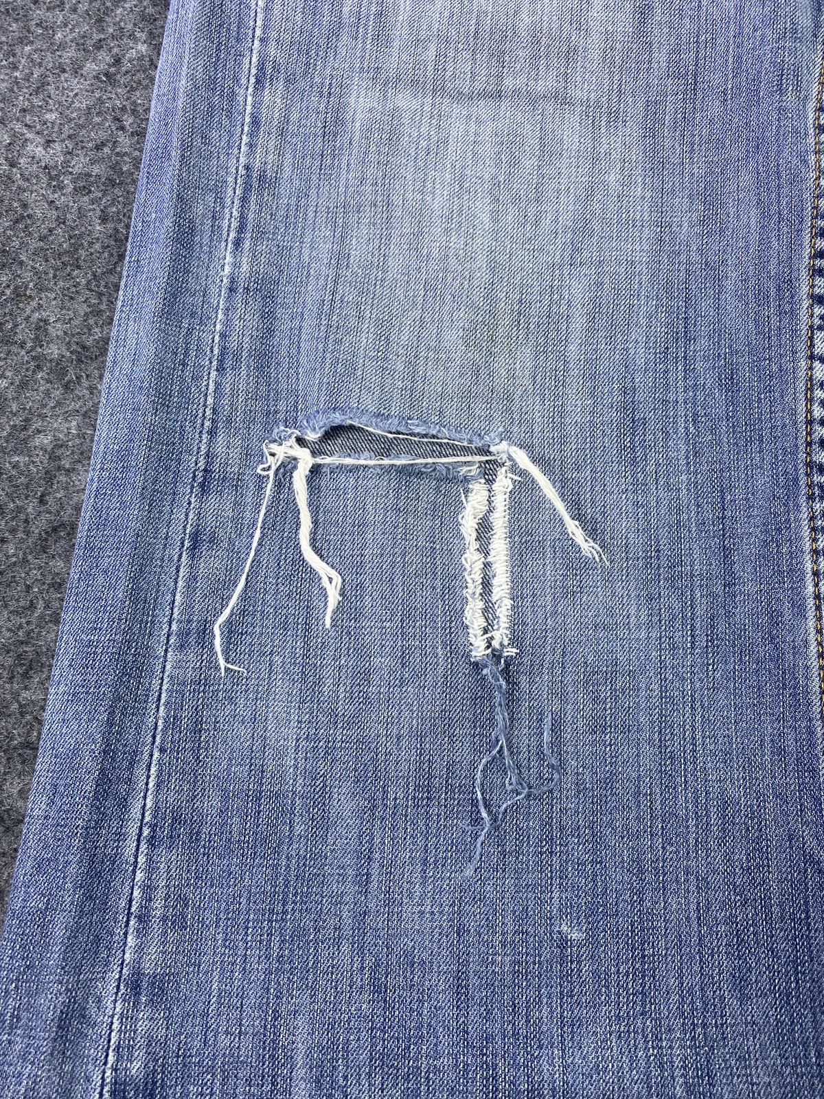 Jean Vintage Levi's 527 Distressed Blue wash Jeans - J554 Size US 35 - 10 Thumbnail