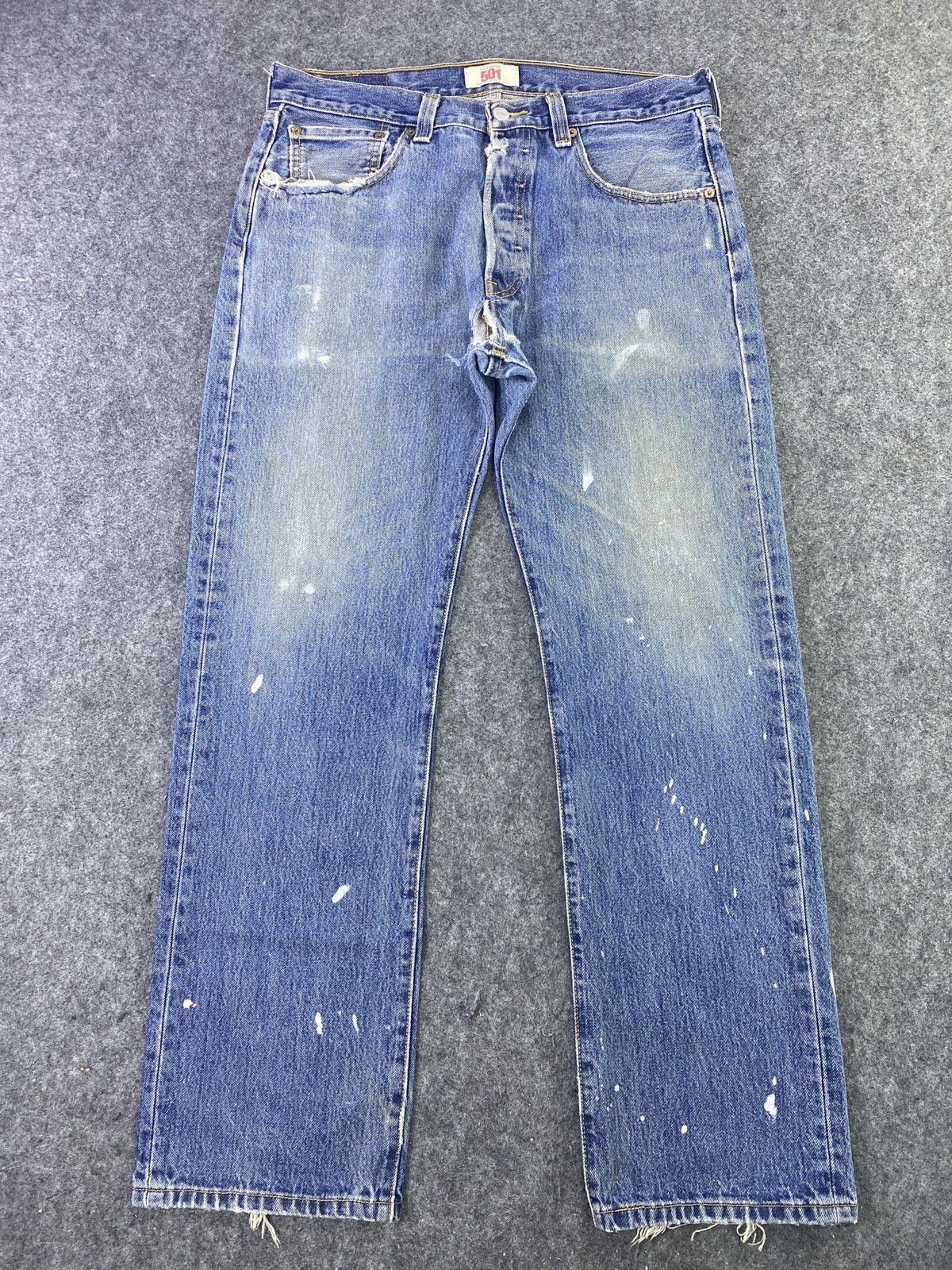 Levi's Vintage Levi's 501 painted Blue wash Jeans - J556 Size US 33 - 1 Thumbnail