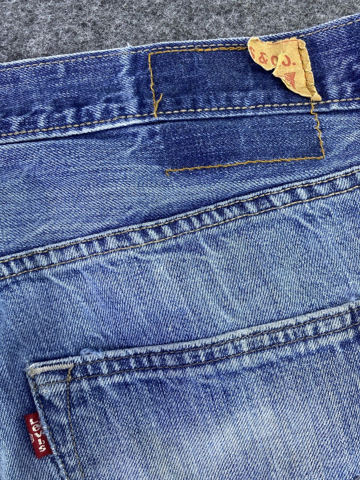 Levi's Vintage Levis 501 Blue wash Jeans - J558 Size US 34 / EU 50 - 8 Thumbnail