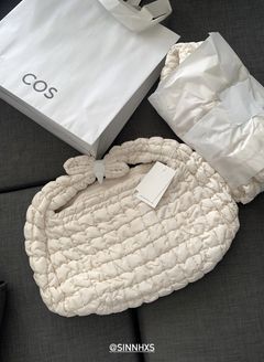 finally found the cream version of the @COS quilted mini bag