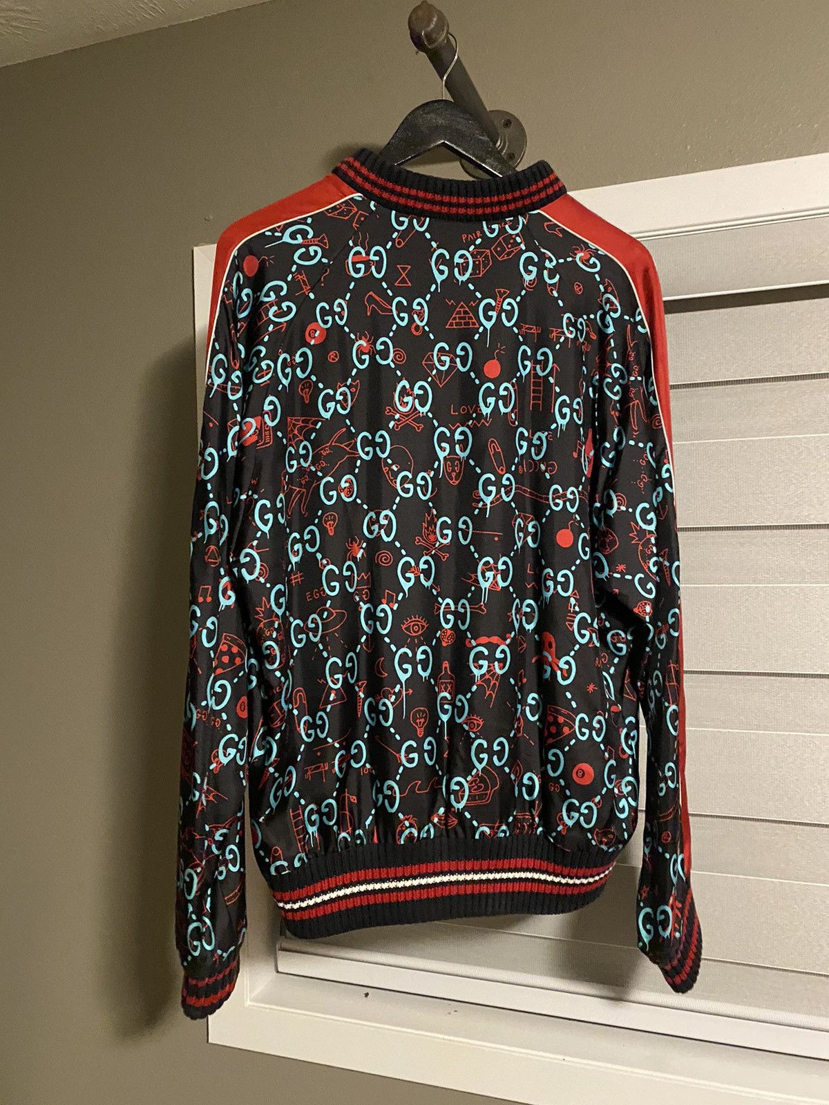Gucci Gucci Ghost Graffiti Drip Silk Bomber | Grailed