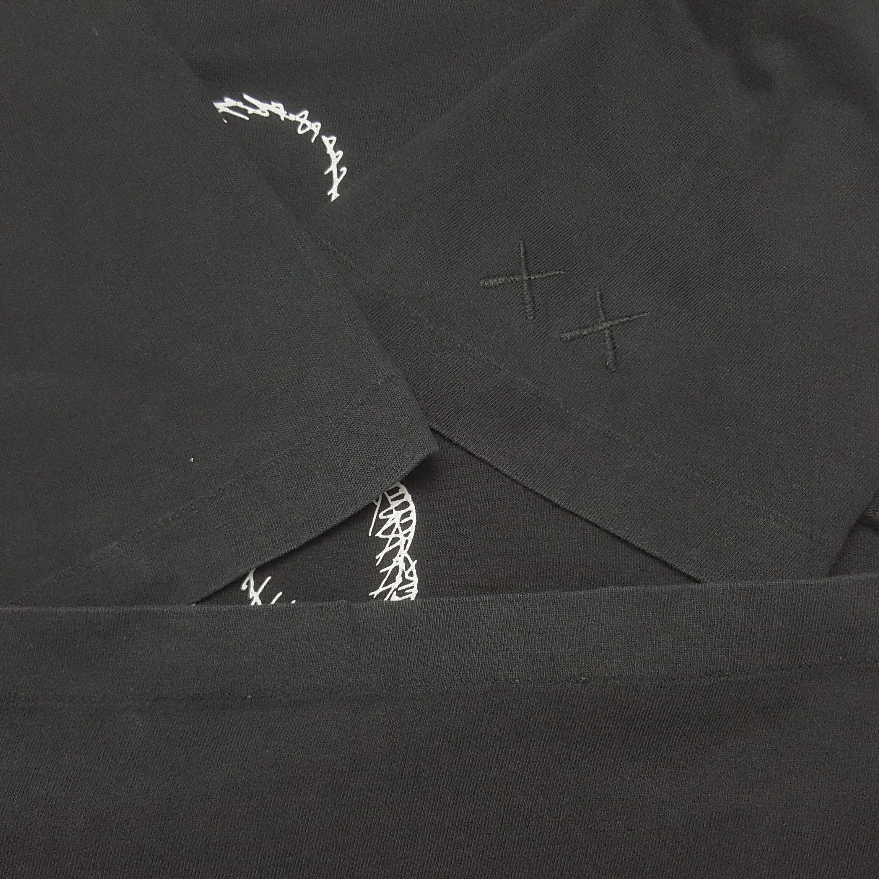 Vintage Uniqlo X Kaws Ins Japanese Brand Tshirt