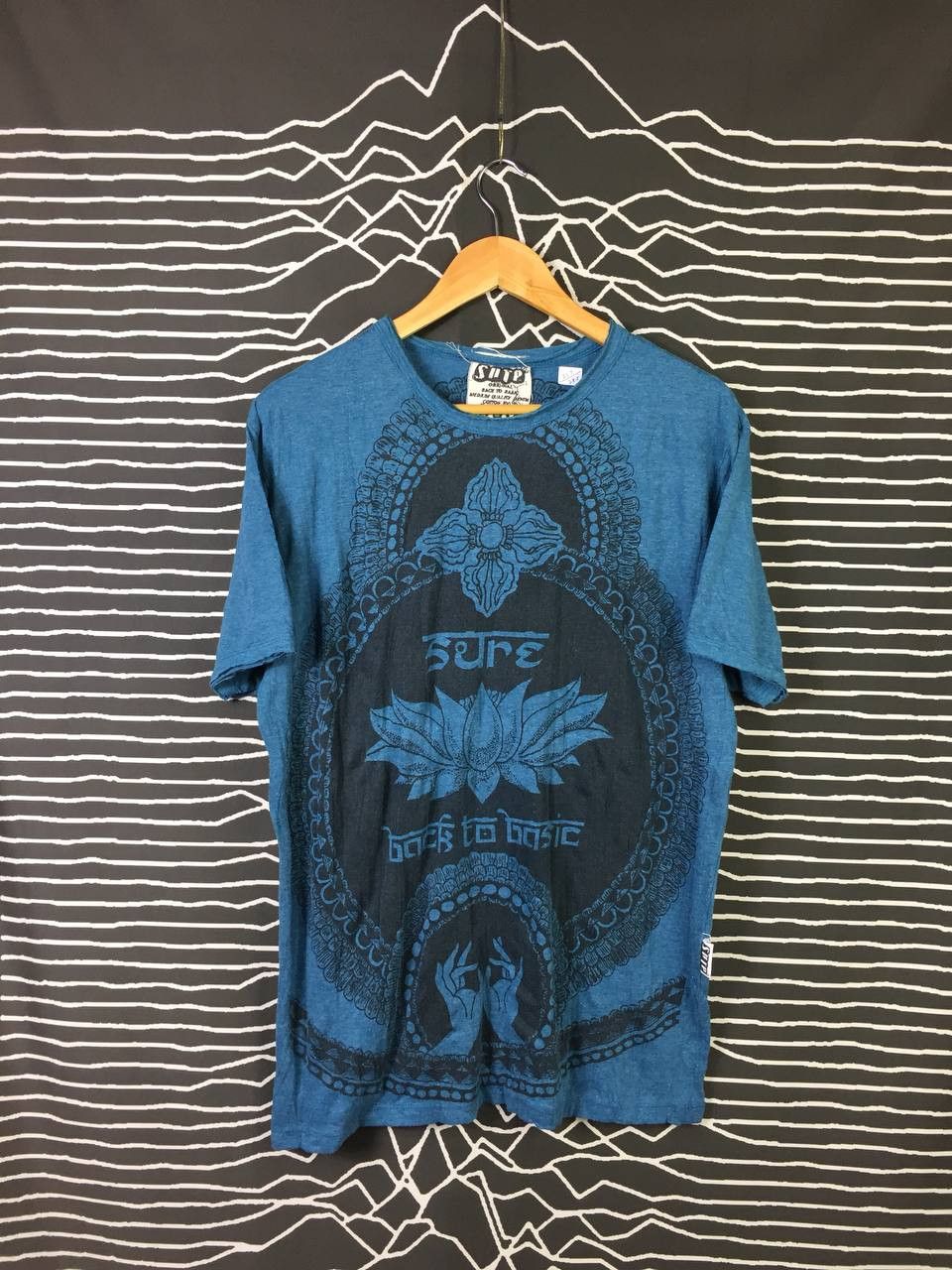 Vintage SUTP Mana Ethnic All Overprint Lotus Hindu Graphic Tee Size US L / EU 52-54 / 3 - 1 Thumbnail