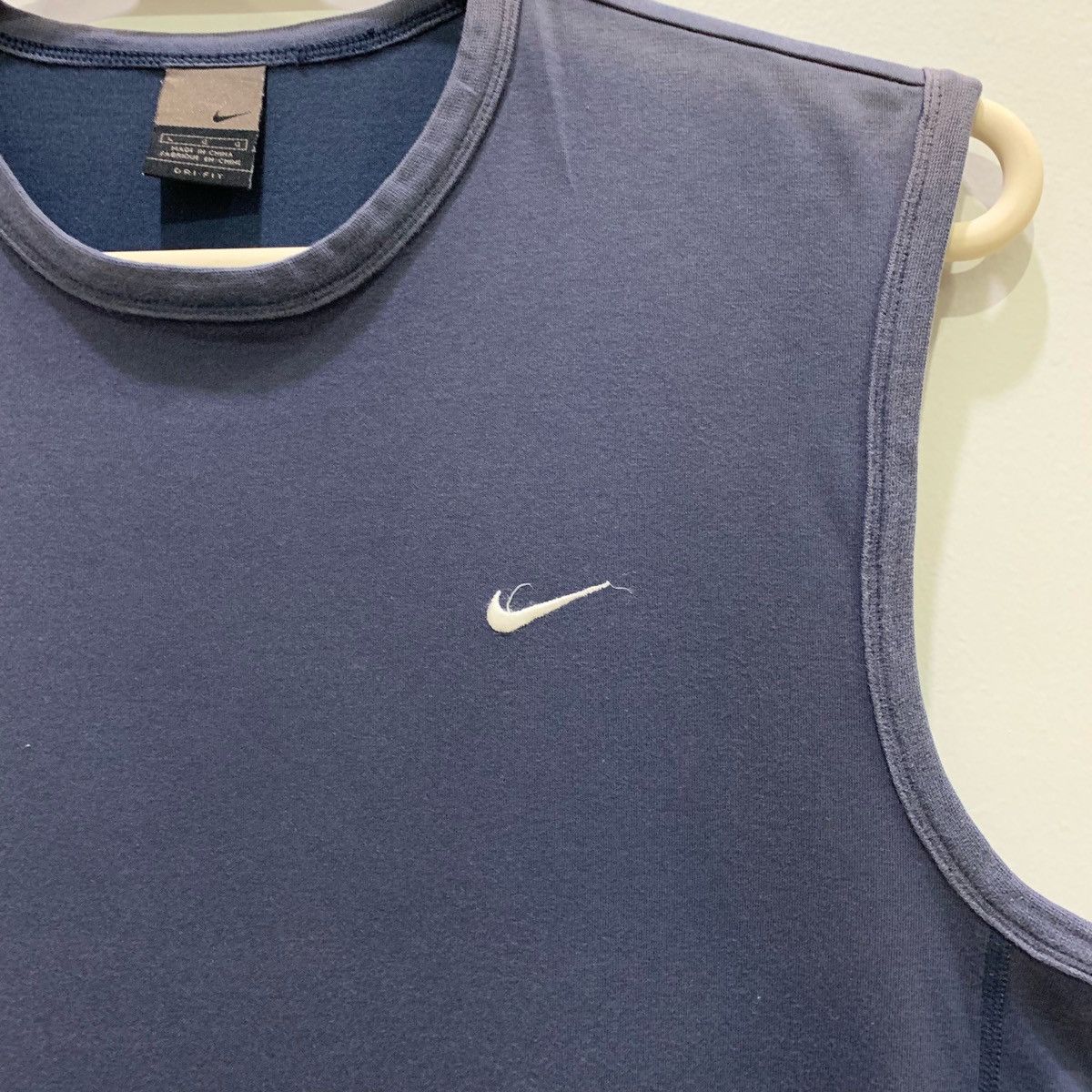 Nike NIKE DRI FIT Sleeveless Size L Fits M Size US M / EU 48-50 / 2 - 3 Thumbnail