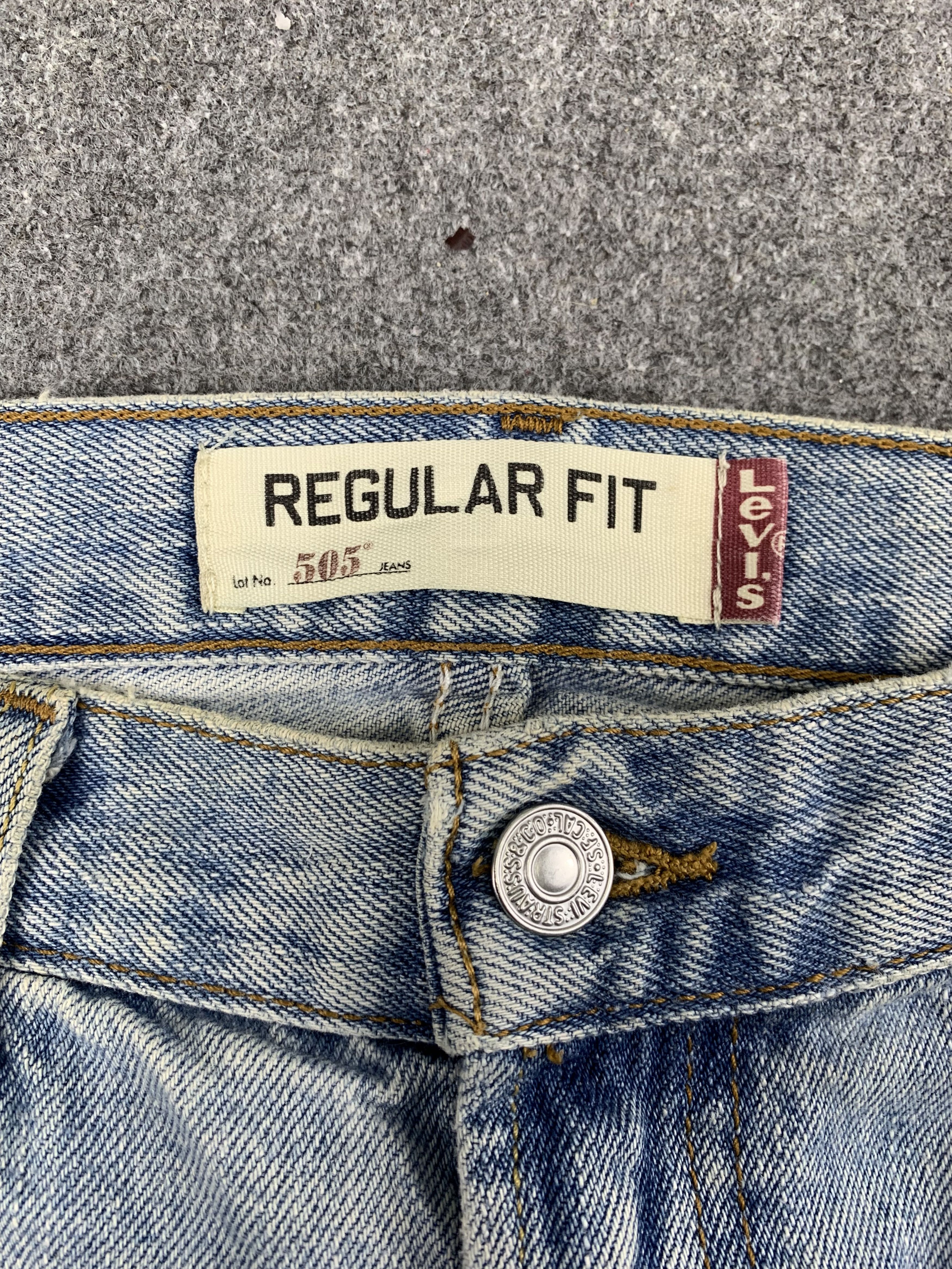 Levi's Vintage Levis 505 Light Wash Jeans DP1878 Size US 33 - 8 Thumbnail