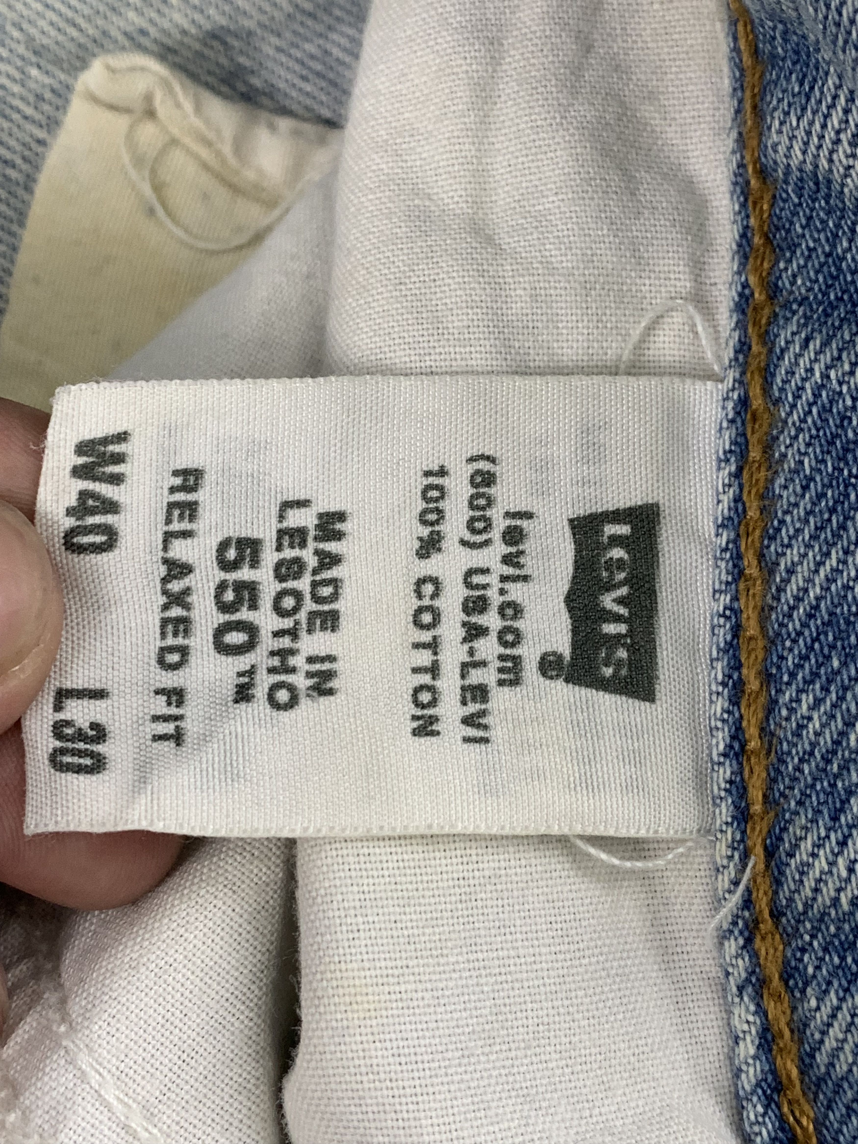 Levi's Vintage Levis 550 Dirty Light Wash Jeans DP1880 Size US 41 - 8 Thumbnail