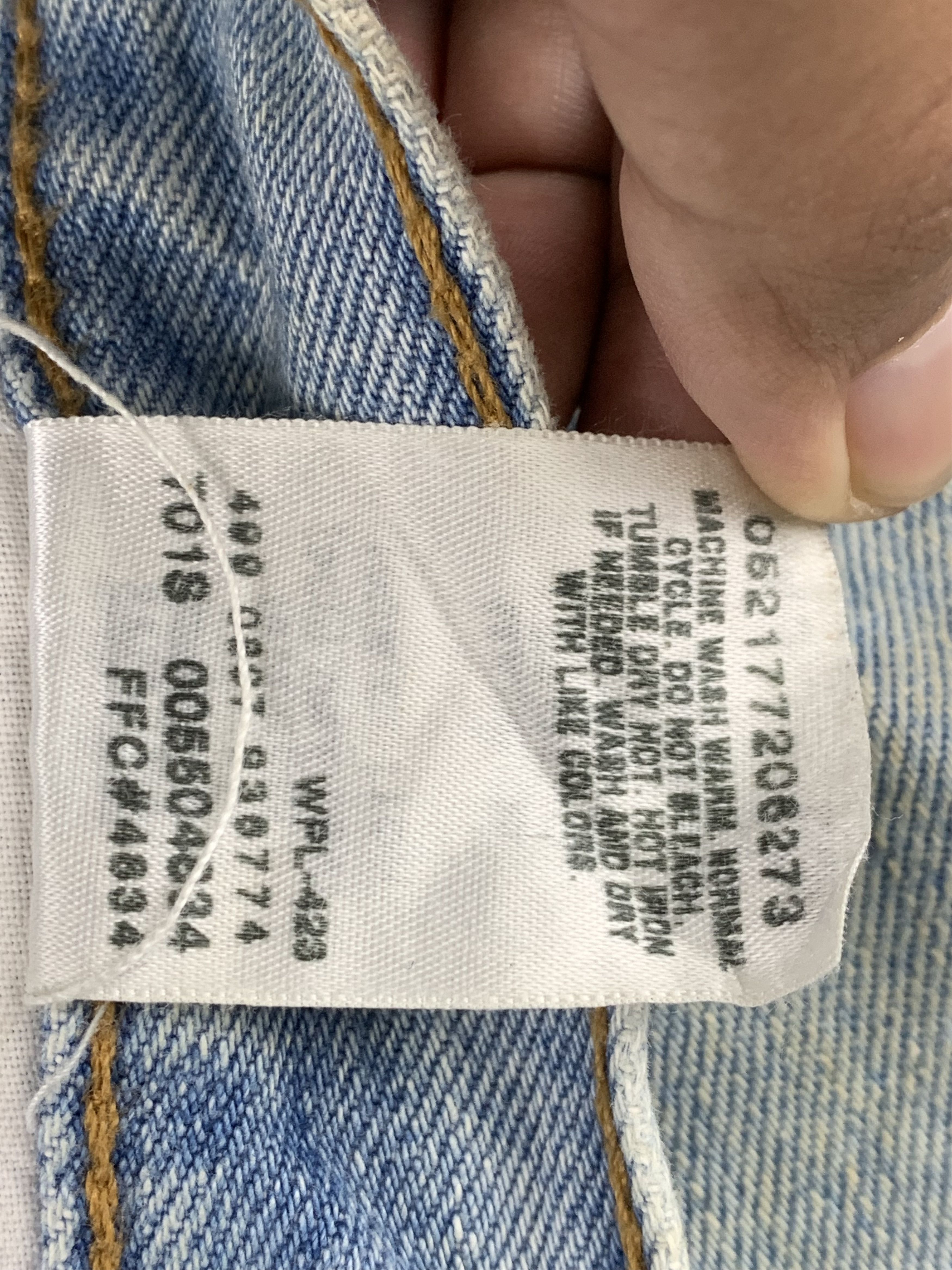 Levi's Vintage Levis 550 Dirty Light Wash Jeans DP1880 Size US 41 - 9 Thumbnail
