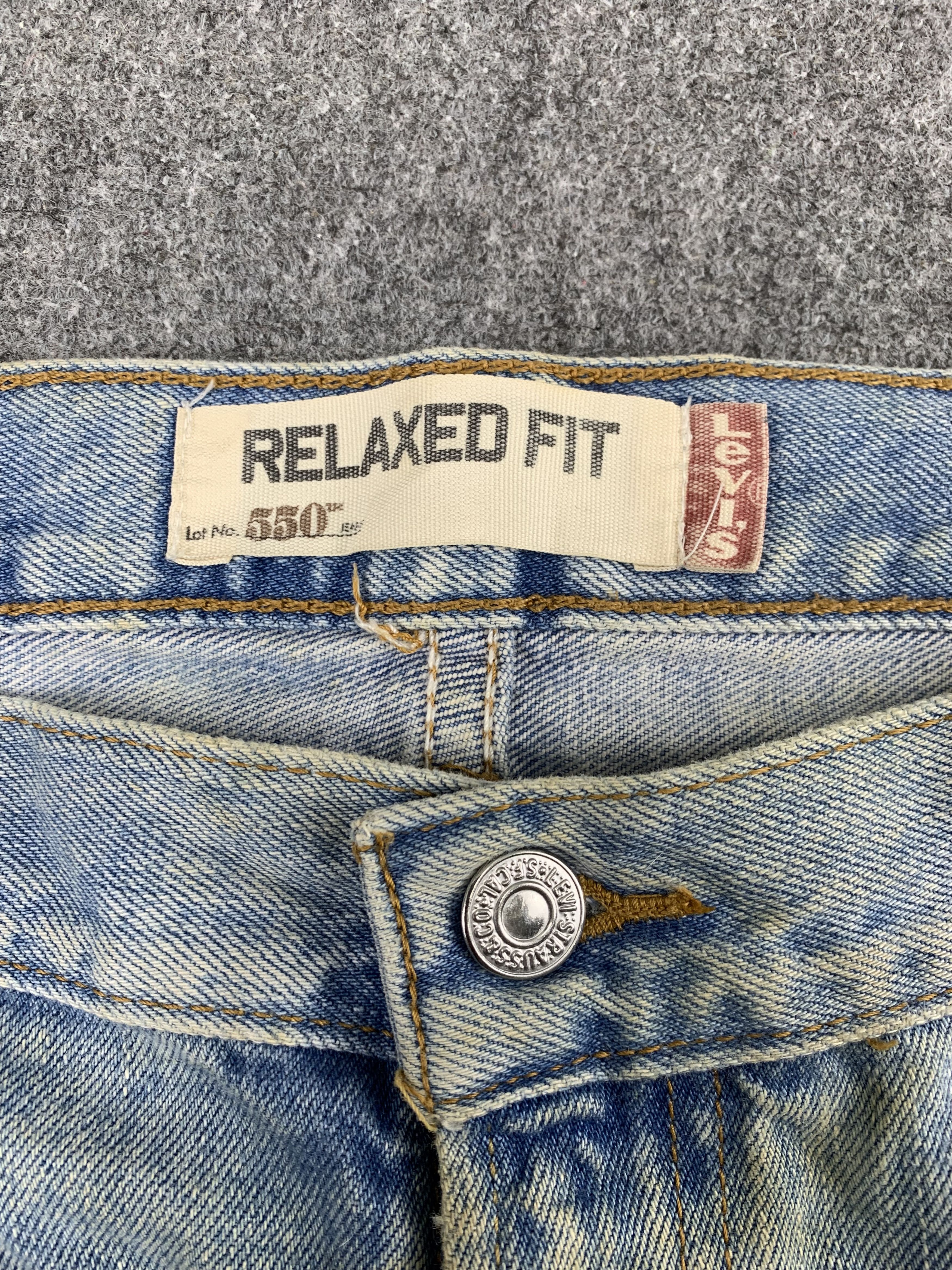 Levi's Vintage Levis 550 Dirty Light Wash Jeans DP1880 Size US 41 - 4 Thumbnail