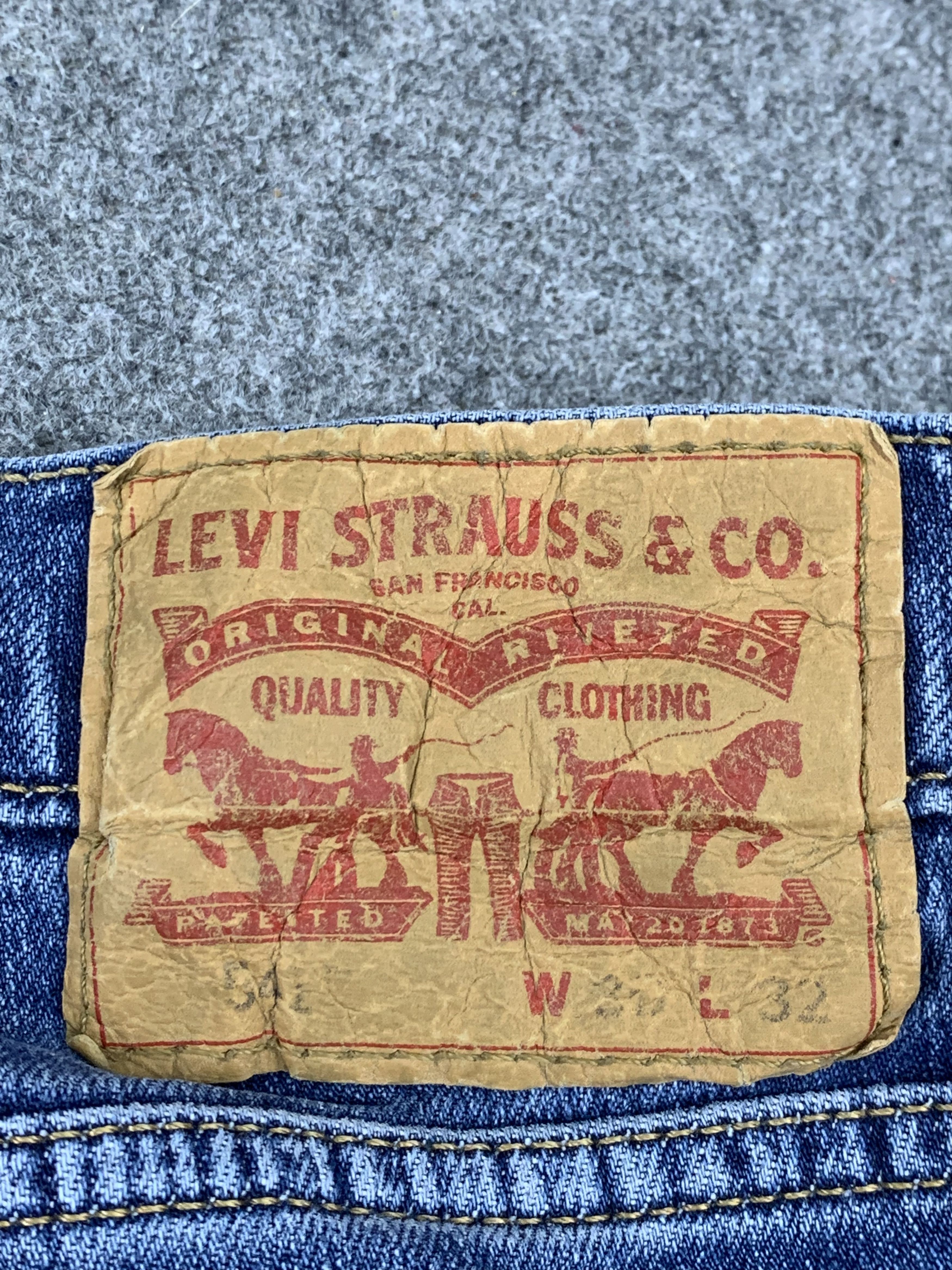 Levi's Vintage Levis 541 Faded Blue Jeans DP1883 Size US 37 - 5 Thumbnail