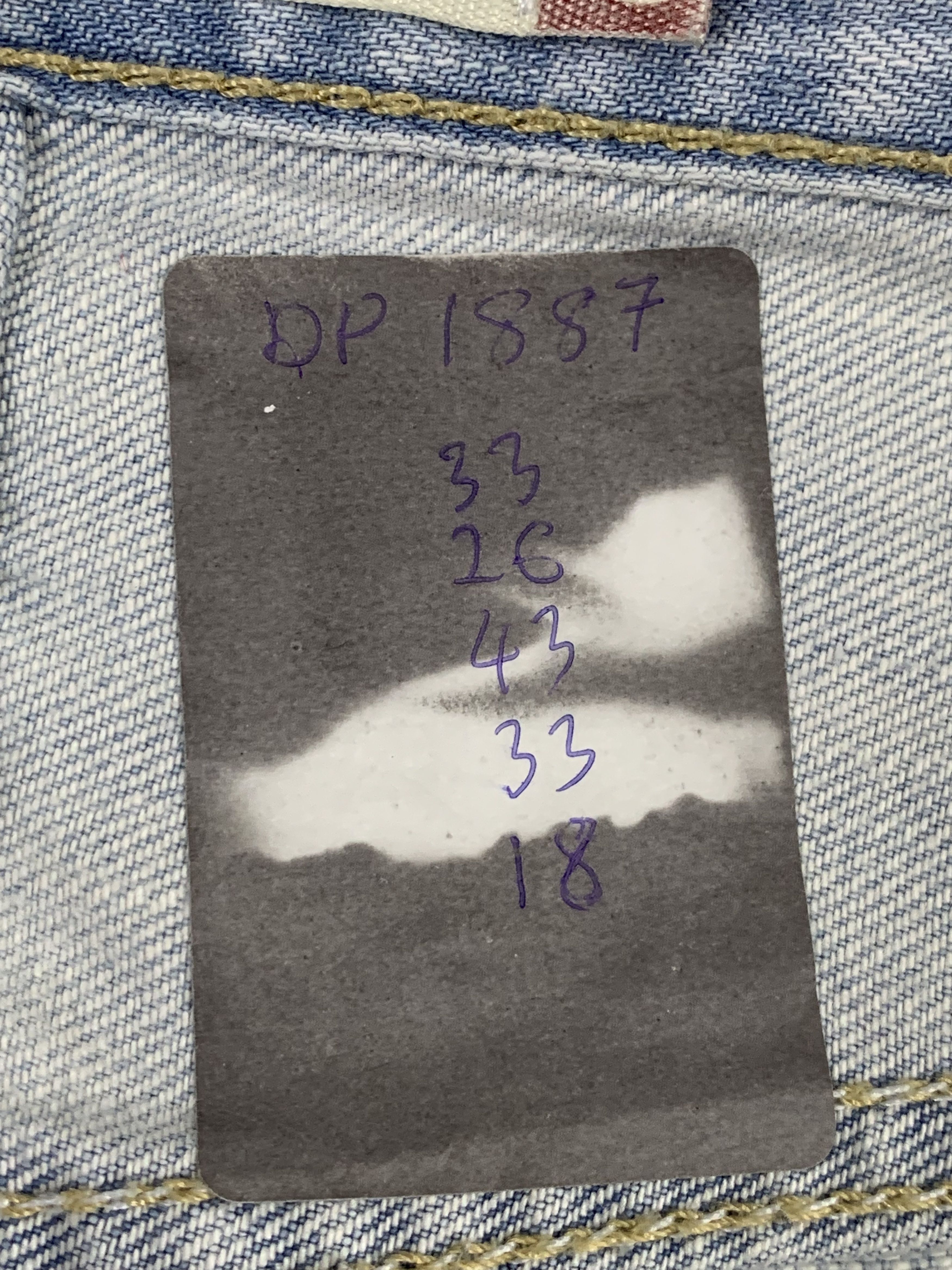 Levi's × Vintage Vintage Levis 559 Light Wash Jeans DP1887 Size US 33 - 12 Thumbnail