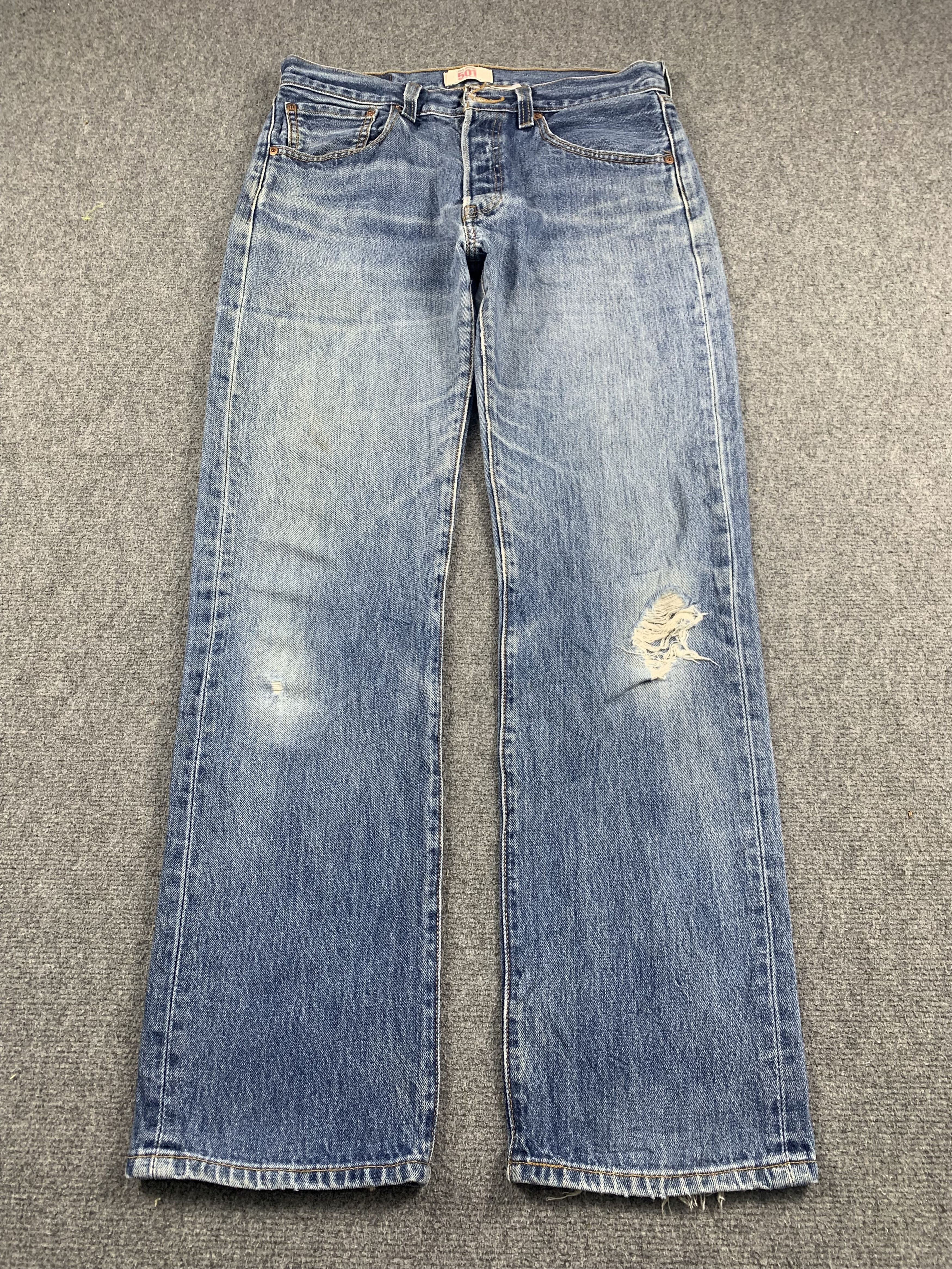 Levi's Vintage Levis 501 Light Wash Jeans DP1908 Size US 32 / EU 48 - 1 Thumbnail