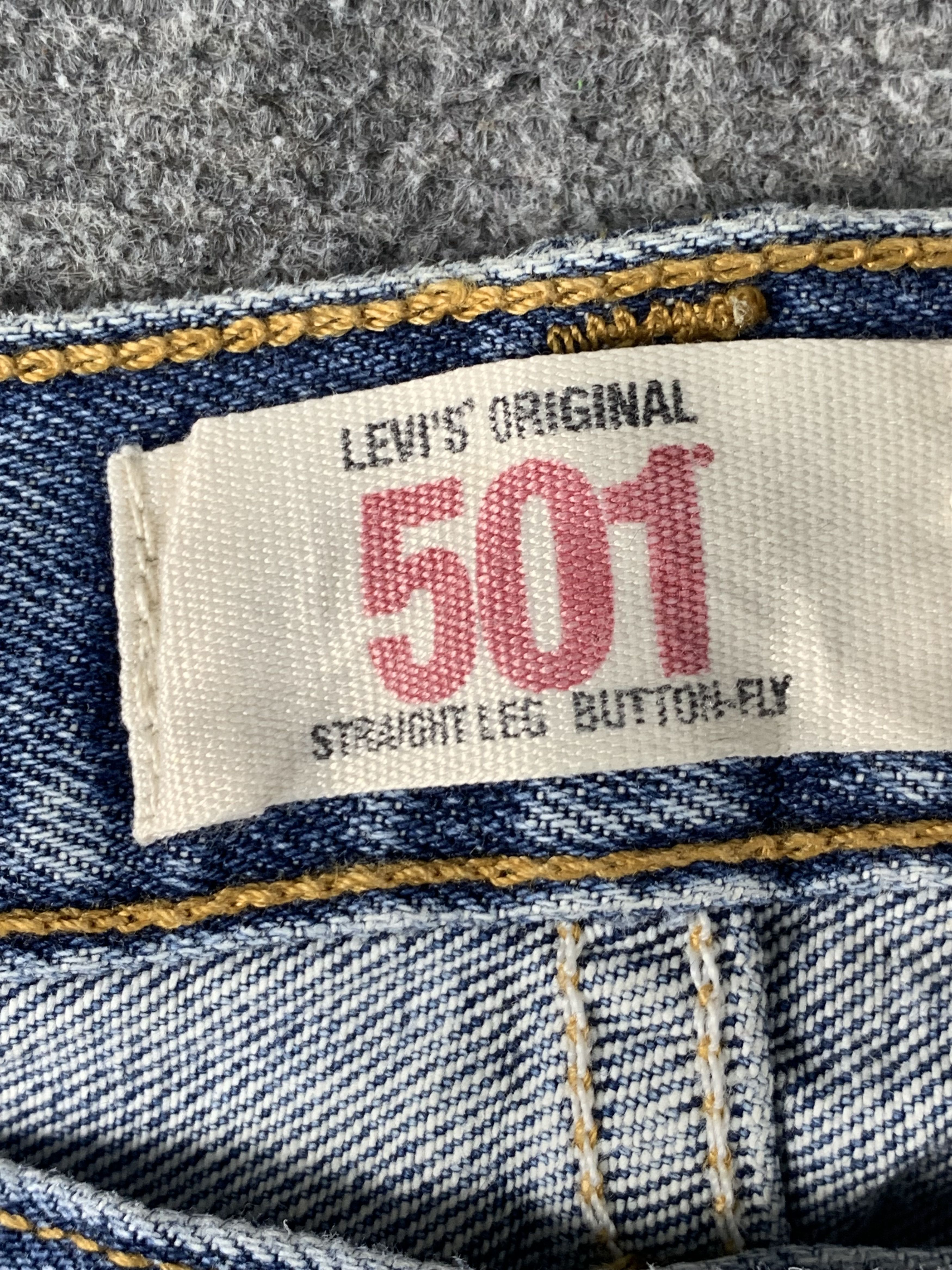 Levi's Vintage Levis 501 Light Wash Jeans DP1908 Size US 32 / EU 48 - 7 Thumbnail