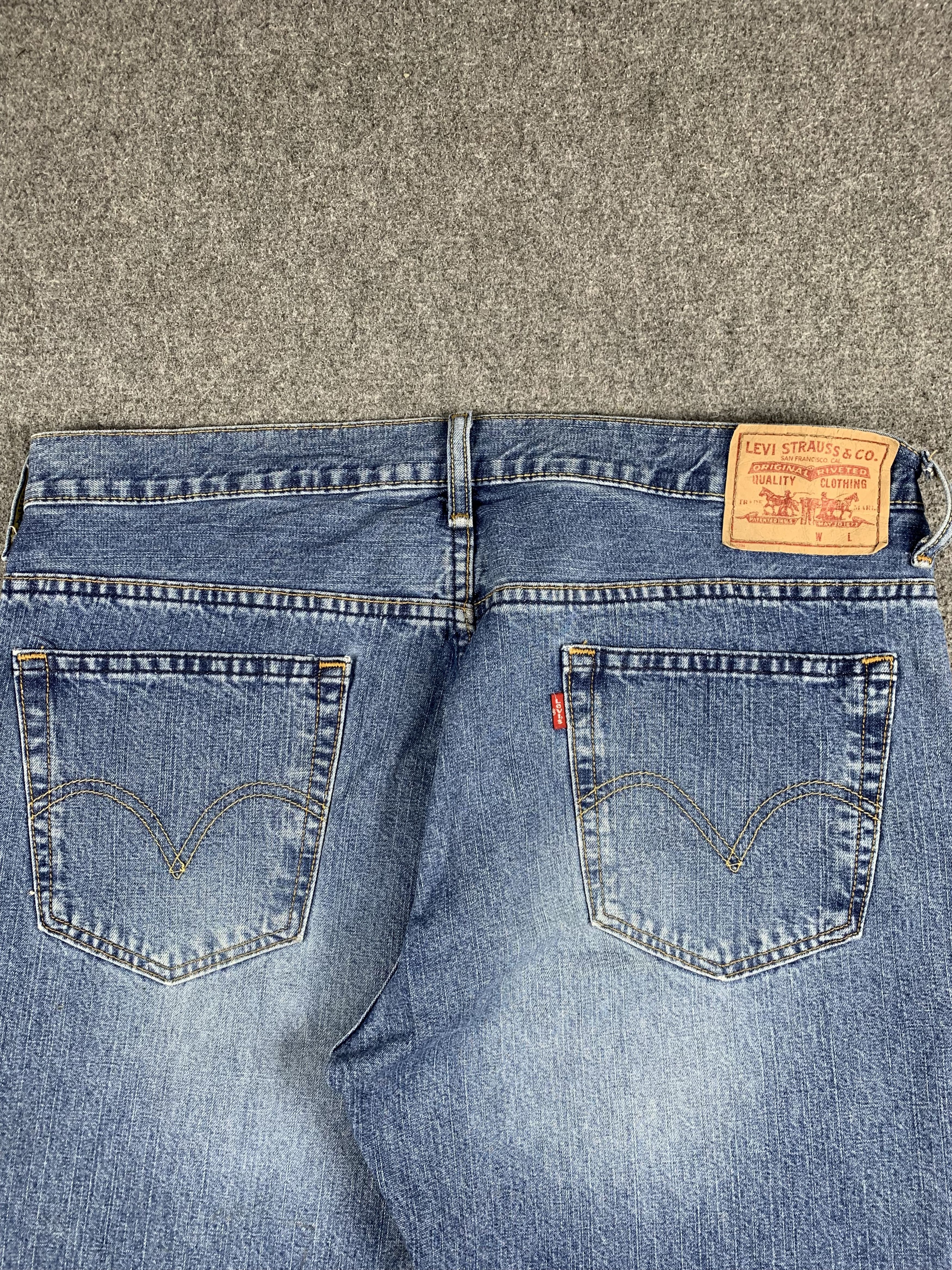 Levi's Vintage Levis 569 Faded Blue Jeans DP1928 Size US 37 - 4 Thumbnail