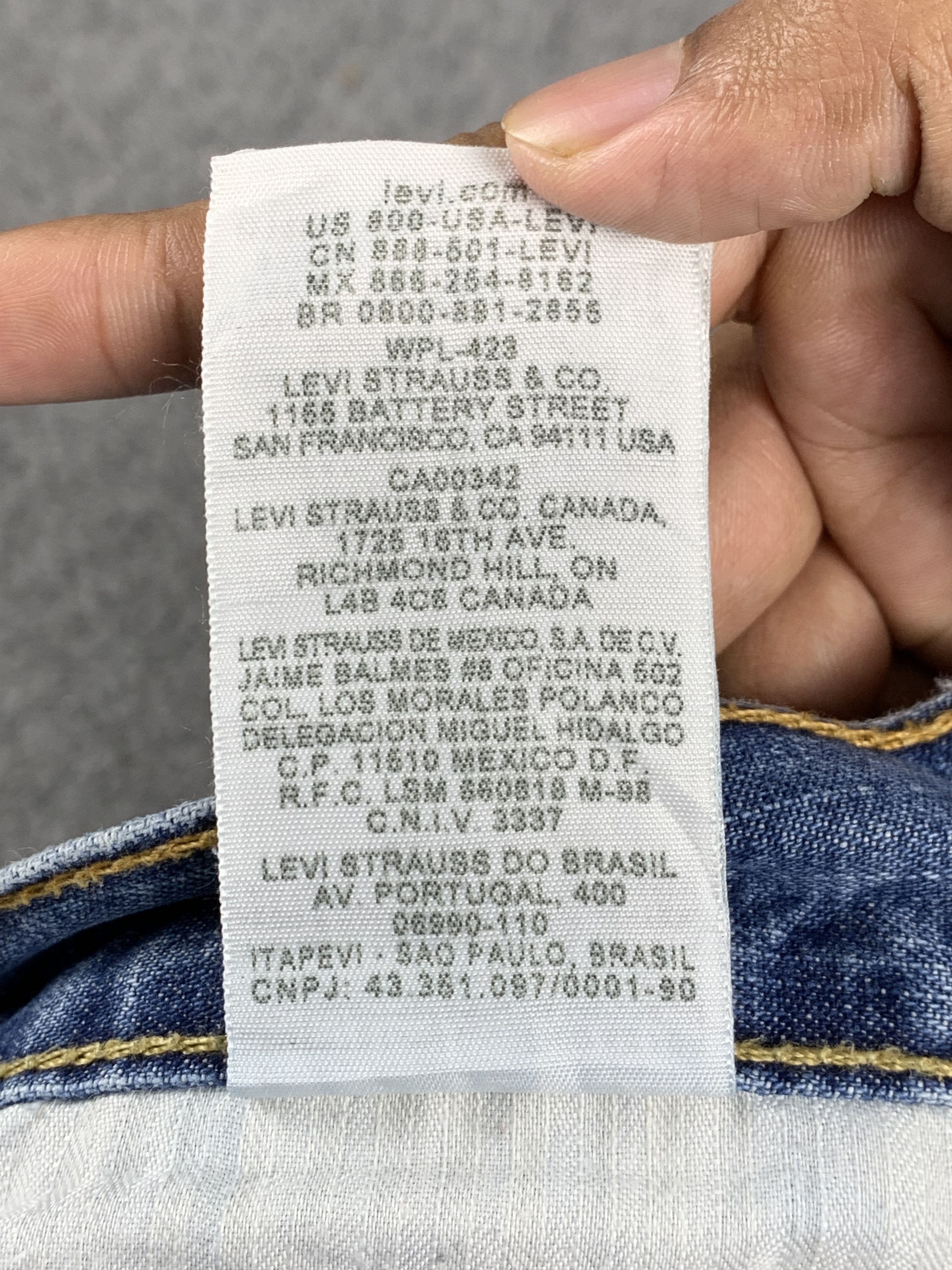 Levi's Vintage Levis 569 Faded Blue Jeans DP1928 Size US 37 - 15 Thumbnail