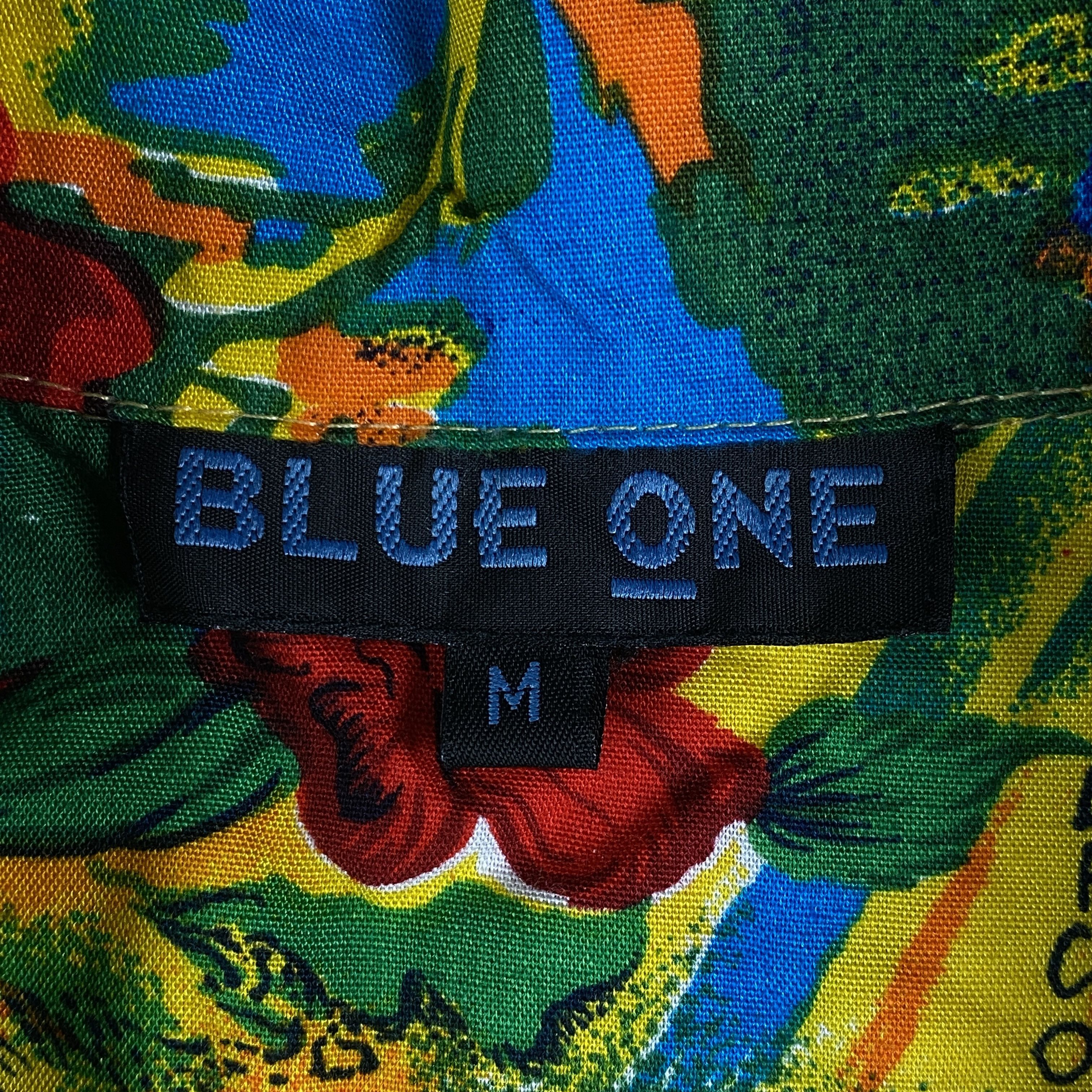 Vintage Mens Vintage Hawaiian Shirt Blue One Size M Size US M / EU 48-50 / 2 - 4 Thumbnail