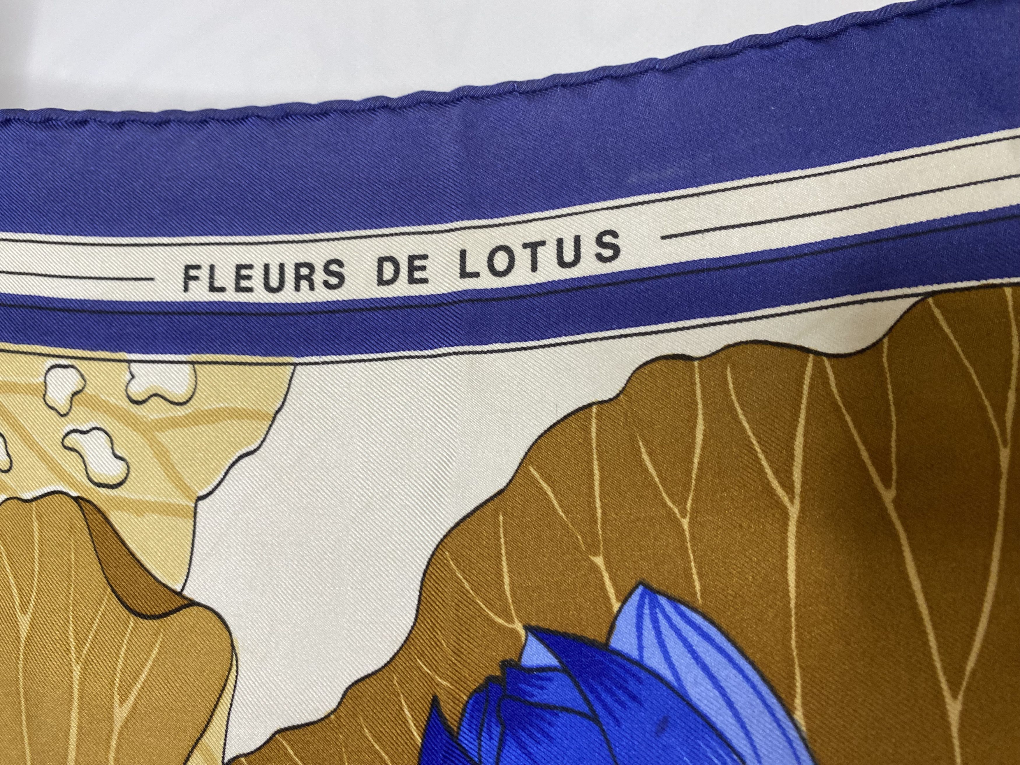 Hermes HERMES FLEURS DE LOTUS VINTAGE SILK SCARF RARE 85cm X 38cm Size ONE SIZE - 2 Thumbnail