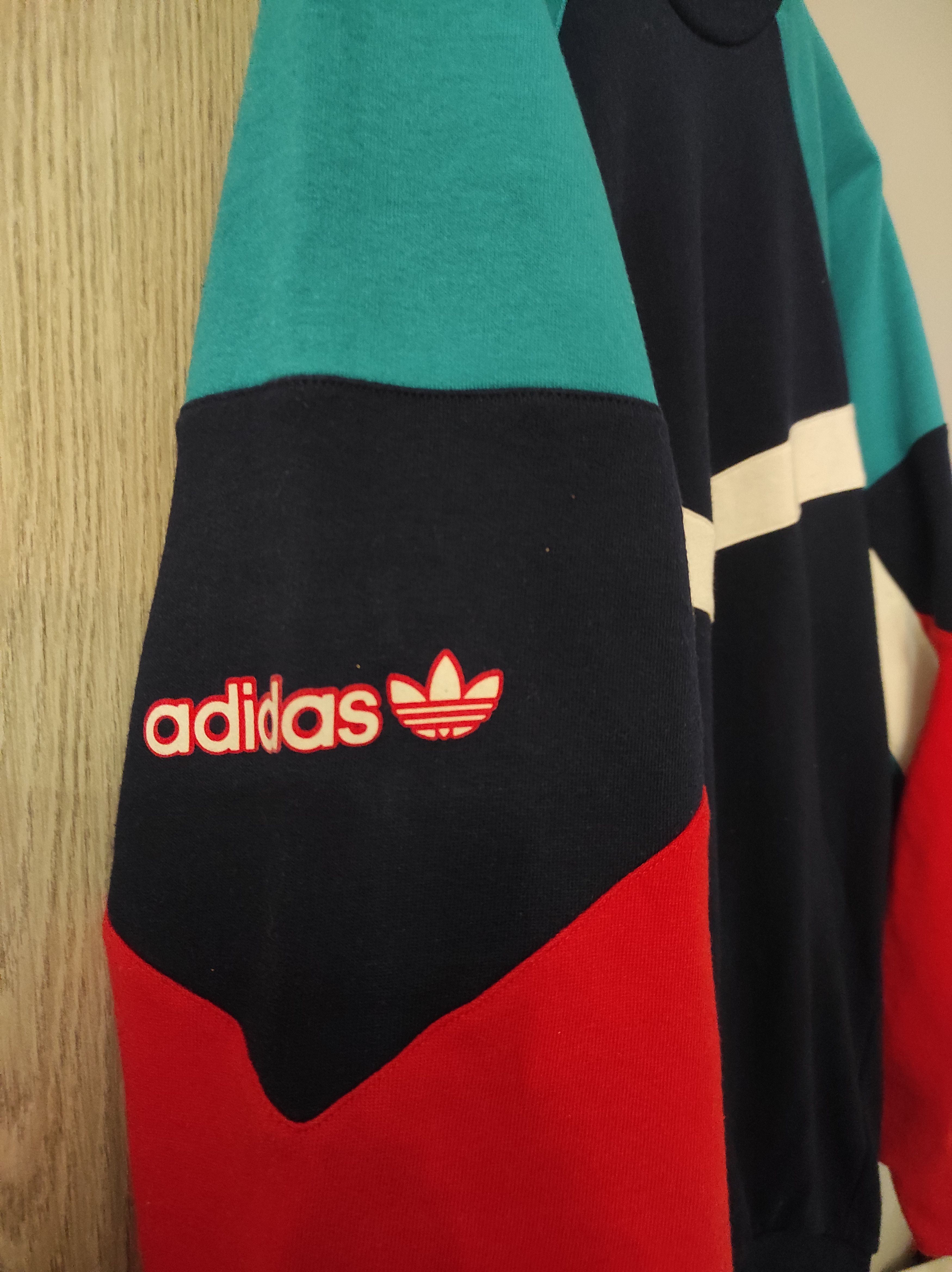 Adidas Adidas Pullover 80s D6 Retro Sweatshirt Crewneck Jumper Size US M / EU 48-50 / 2 - 2 Thumbnail