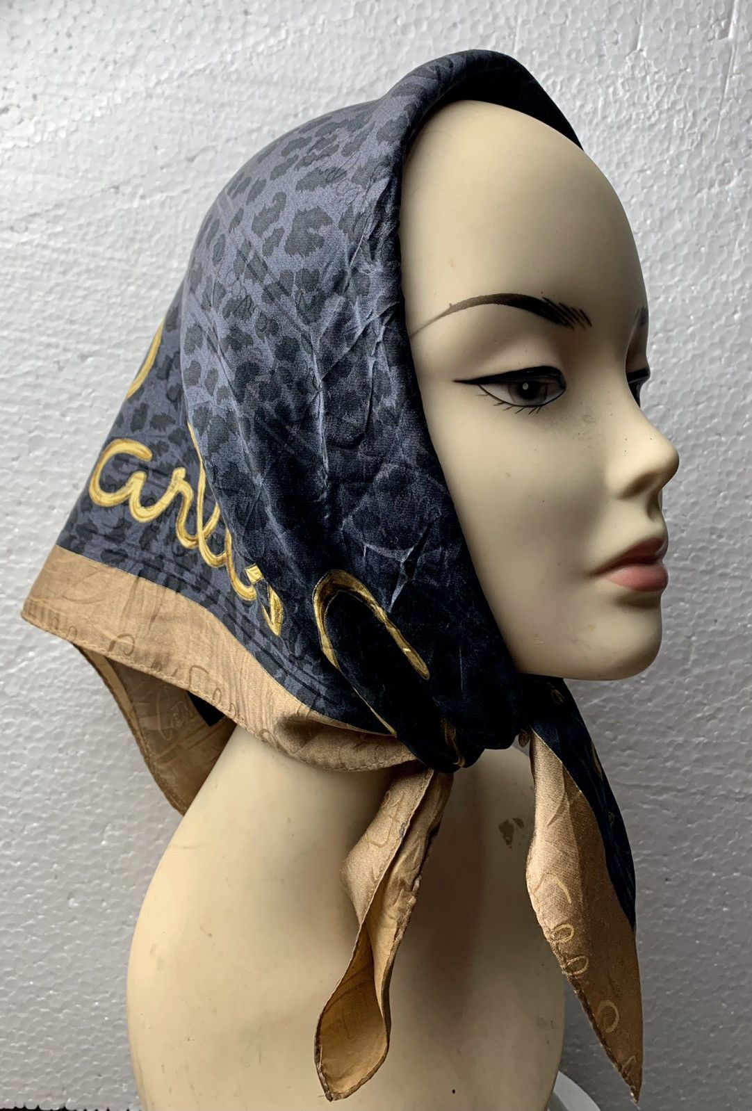 Vintage Carlos Falchi Handkerchief Neckerchief Pocketsquares Size ONE SIZE - 1 Thumbnail