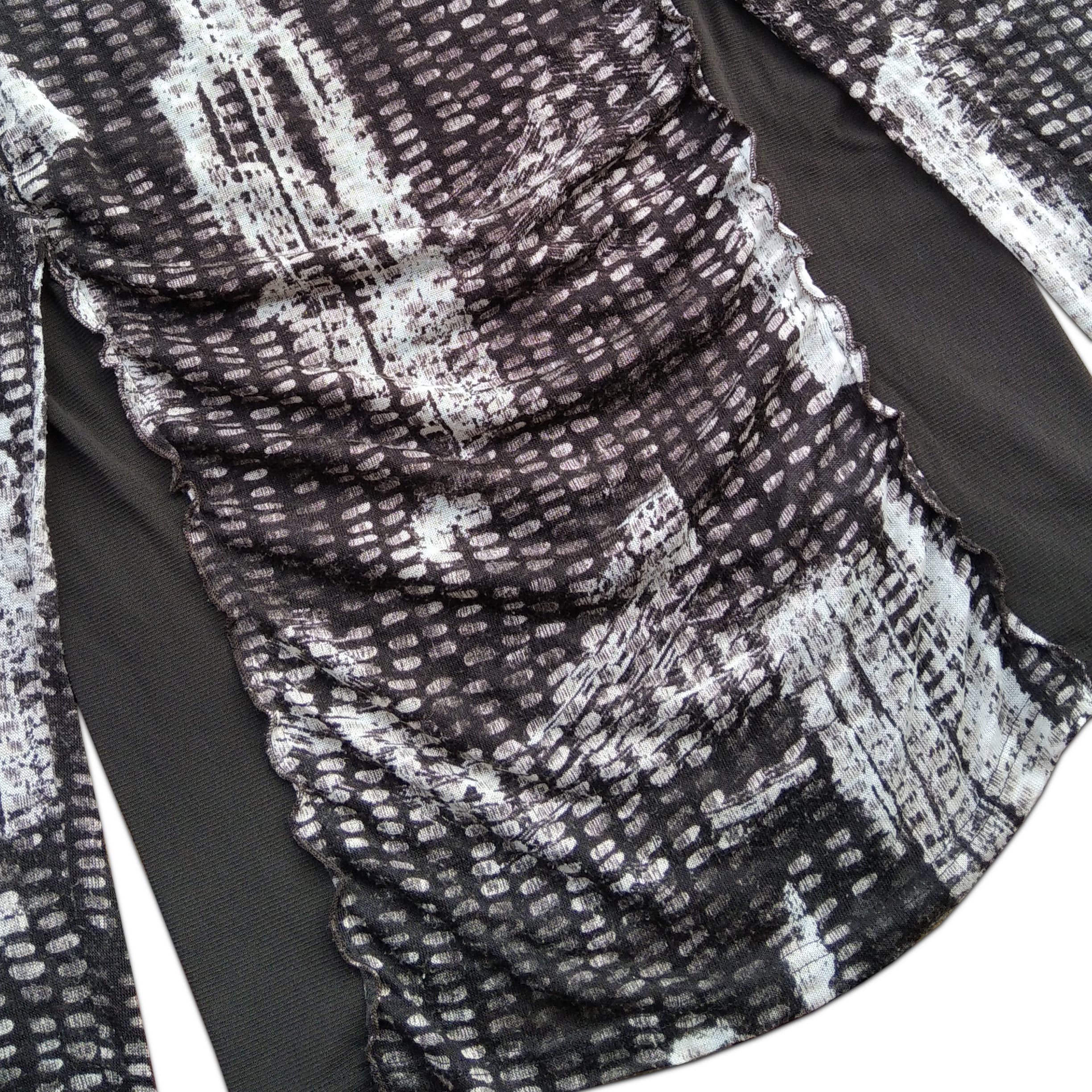 Hiroko Koshino Homme Vintage HIROKO KOSHINO Stretchable Long Sleeve Tshirt Size US M / EU 48-50 / 2 - 5 Thumbnail