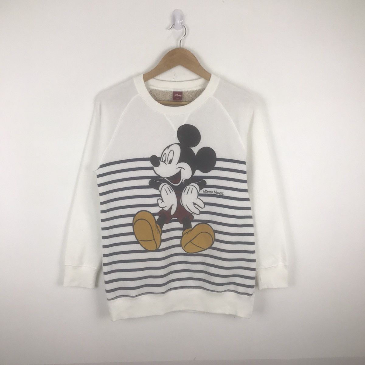 Vintage Mickey Mouse Medium Size White Colour Sweatshirt