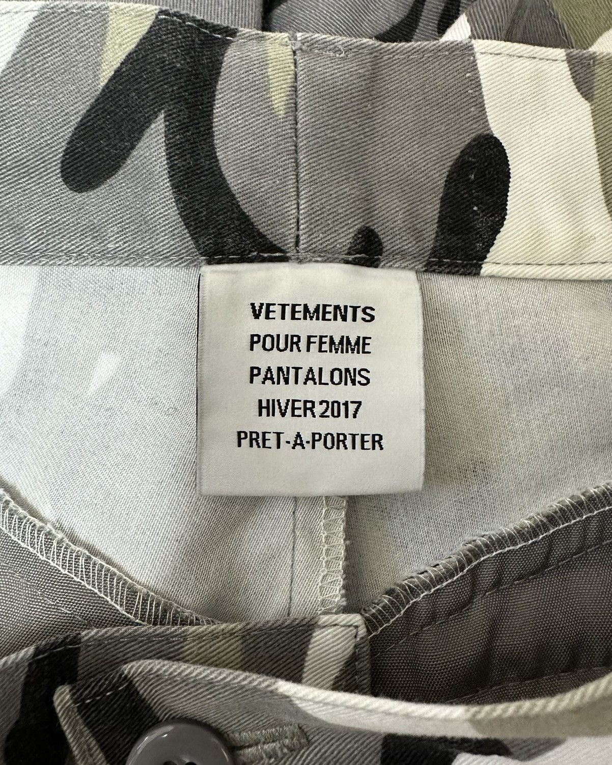 Vetements Vetements Camo Cargo Pants Size US 29 - 4 Thumbnail
