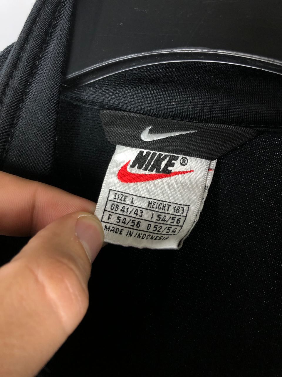 Nike Nike vintage zip sweatshirt size L Size US L / EU 52-54 / 3 - 3 Thumbnail