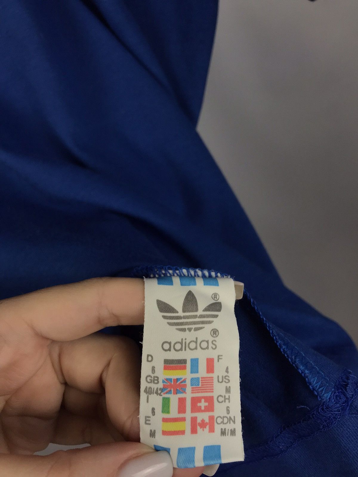 Adidas Adidas vintage streetwear tee Size US M / EU 48-50 / 2 - 5 Thumbnail
