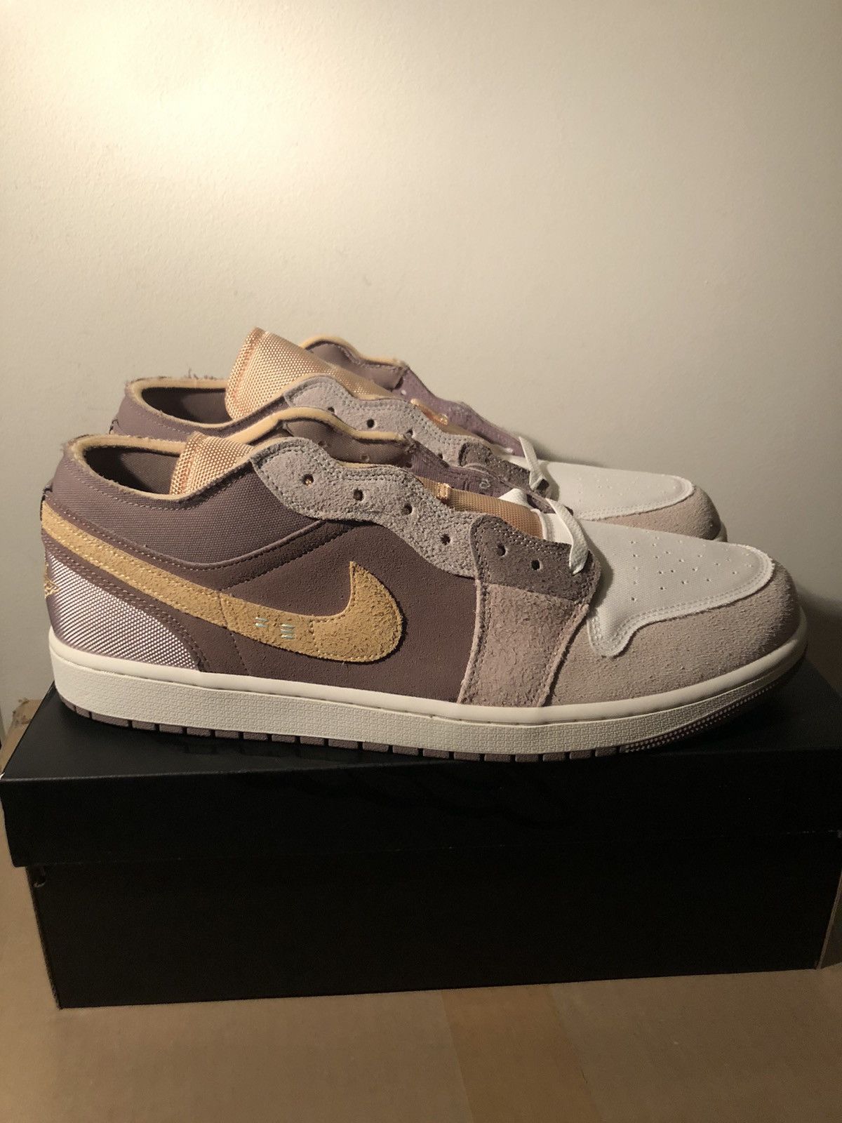Air Jordan 1 Low SE Craft Taupe Haze DM1635-200 US15